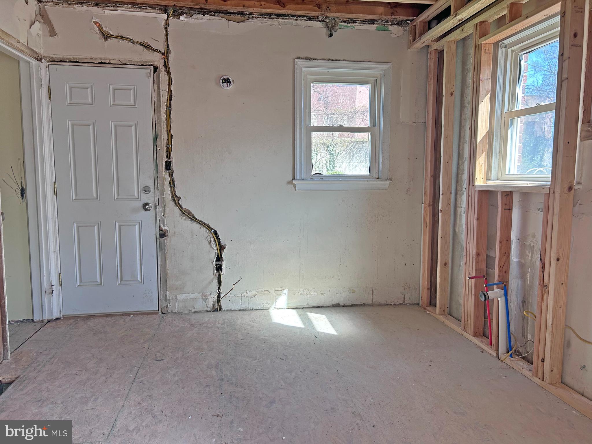 CORAL HILLS - Residential