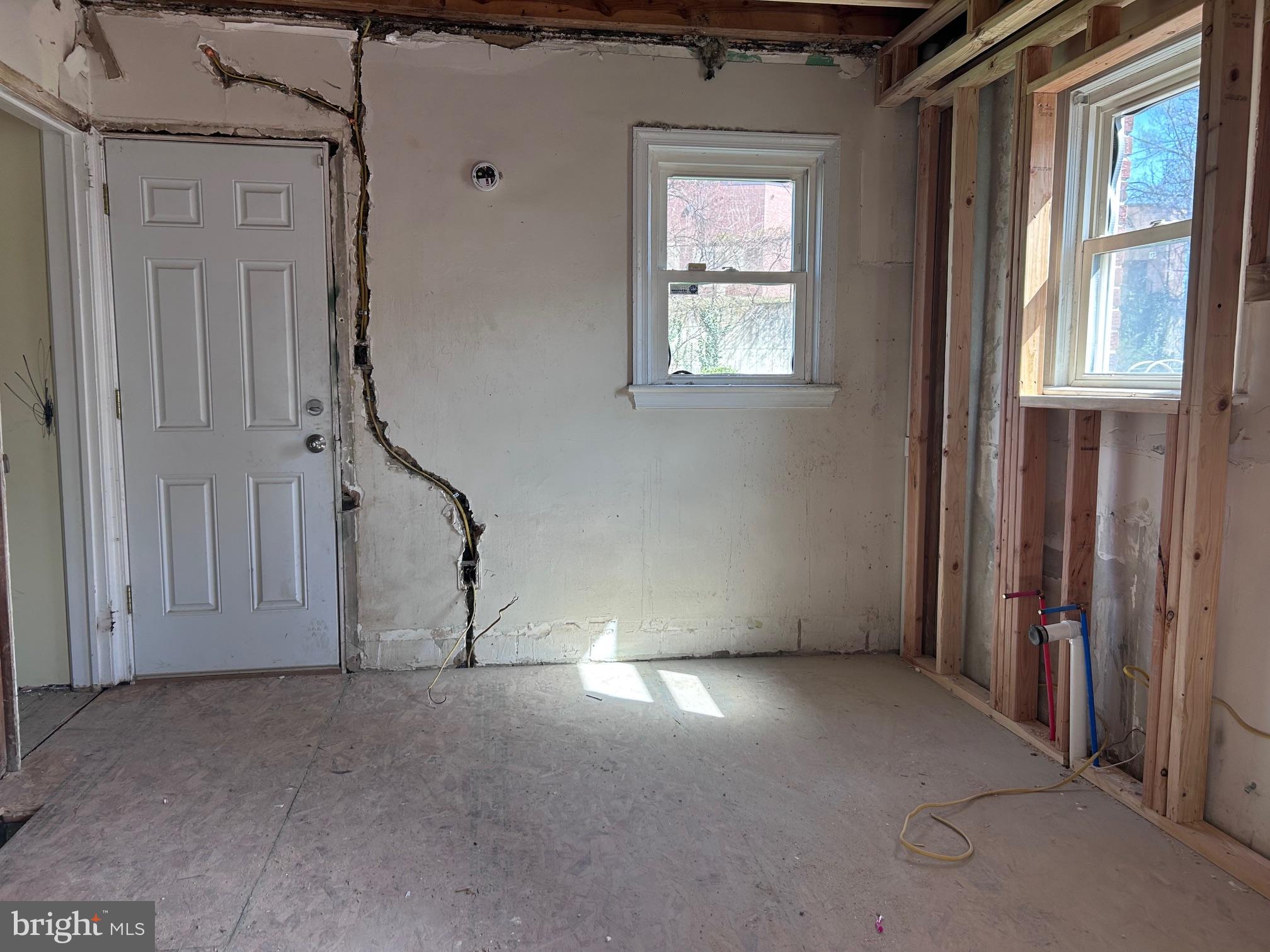 CORAL HILLS - Residential