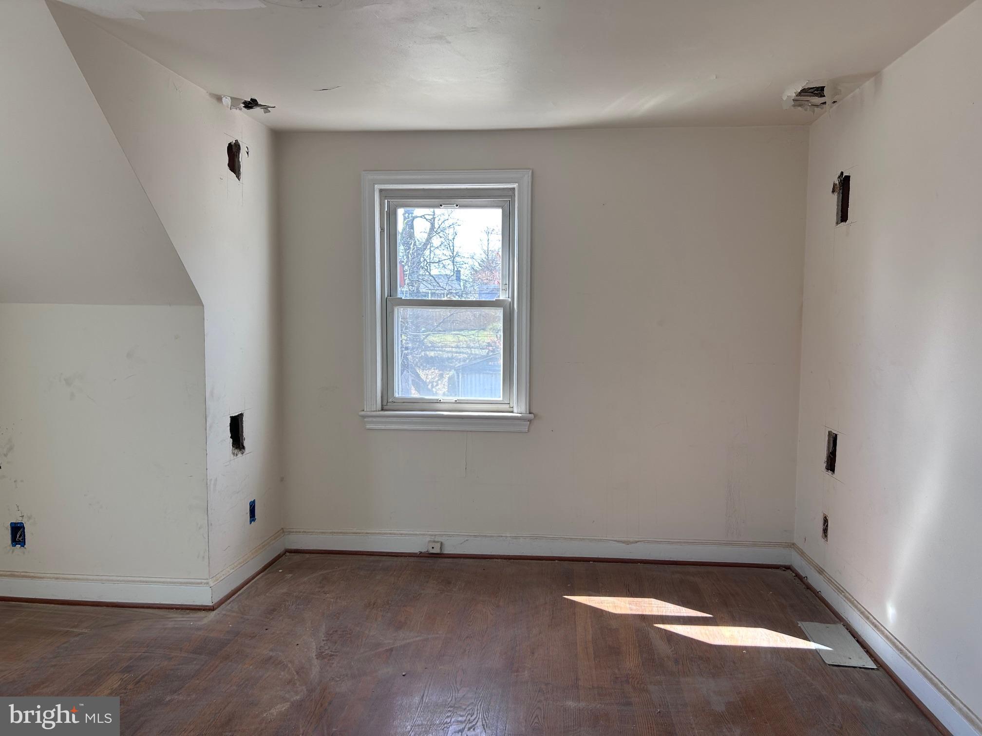 CORAL HILLS - Residential