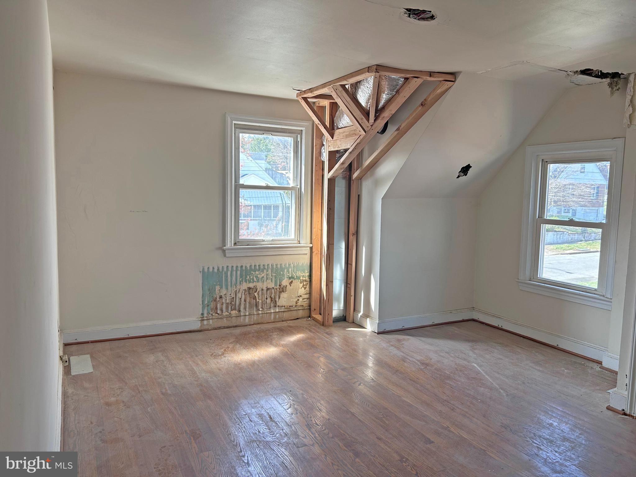 CORAL HILLS - Residential