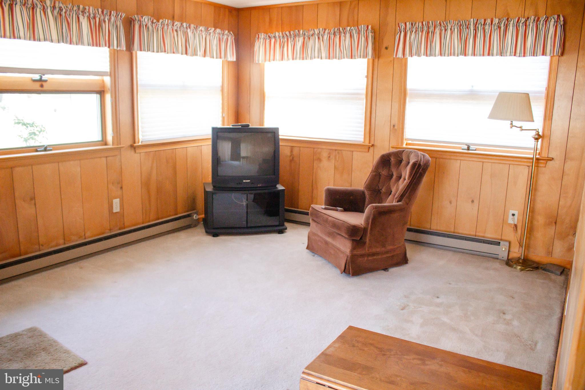 LANSDALE - Residential