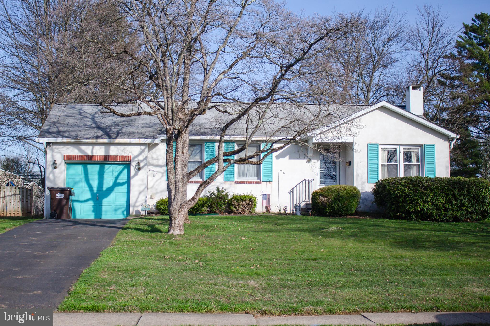 LANSDALE - Residential