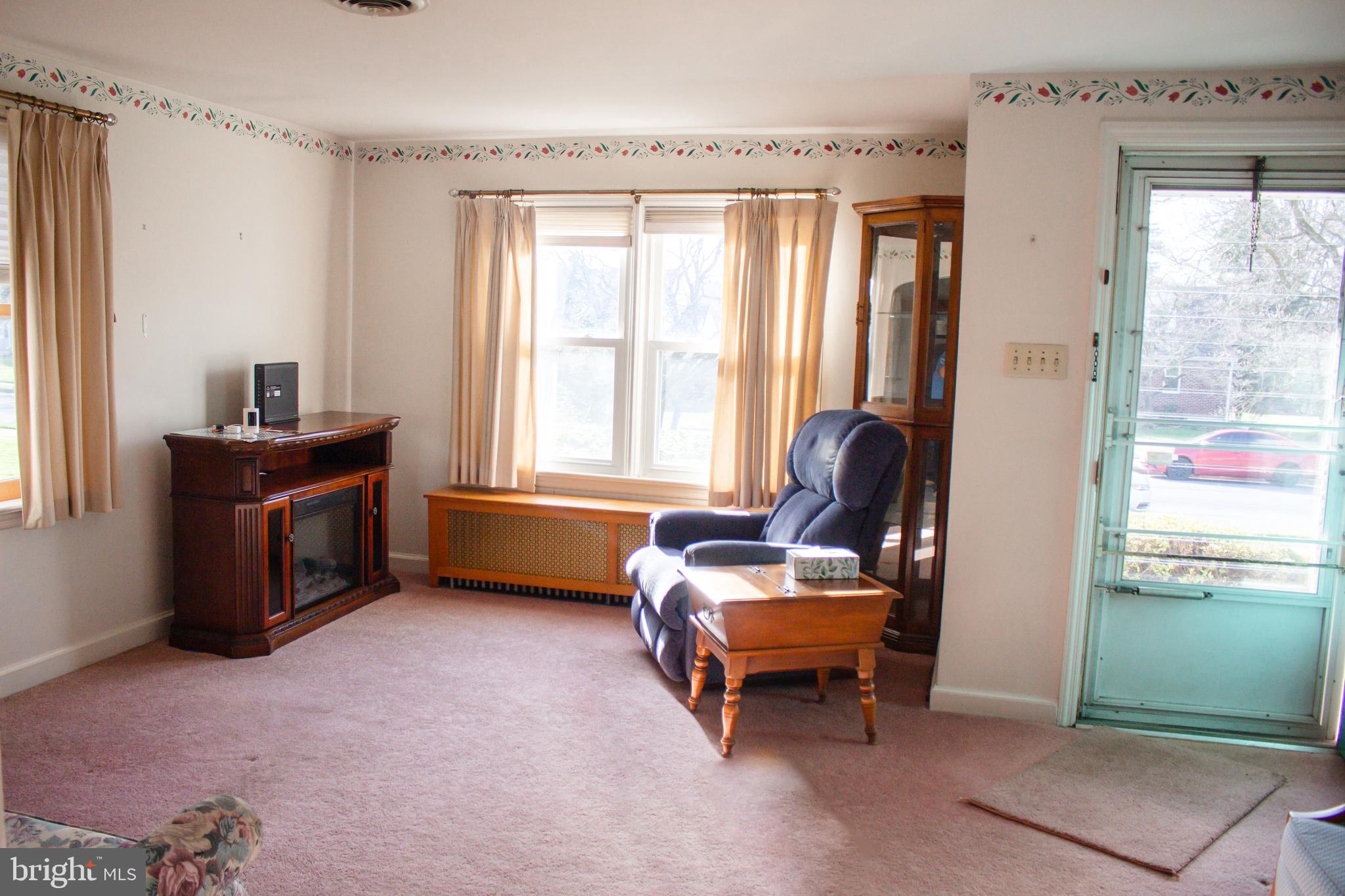 LANSDALE - Residential