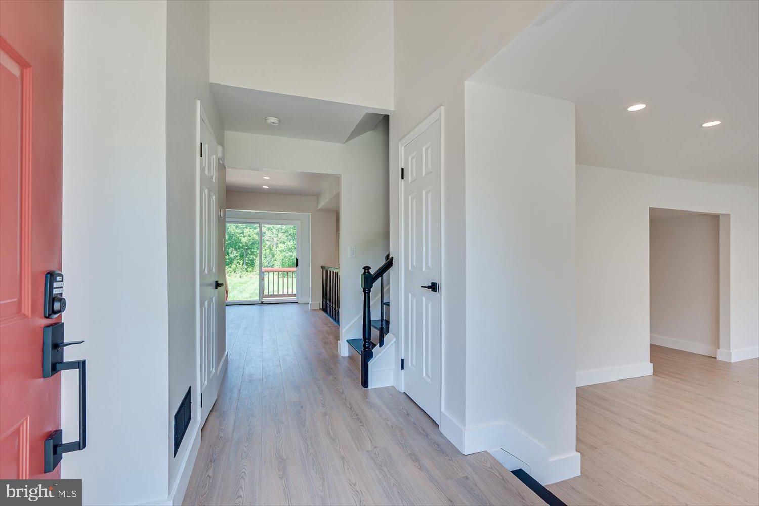23 AMHERST WAY