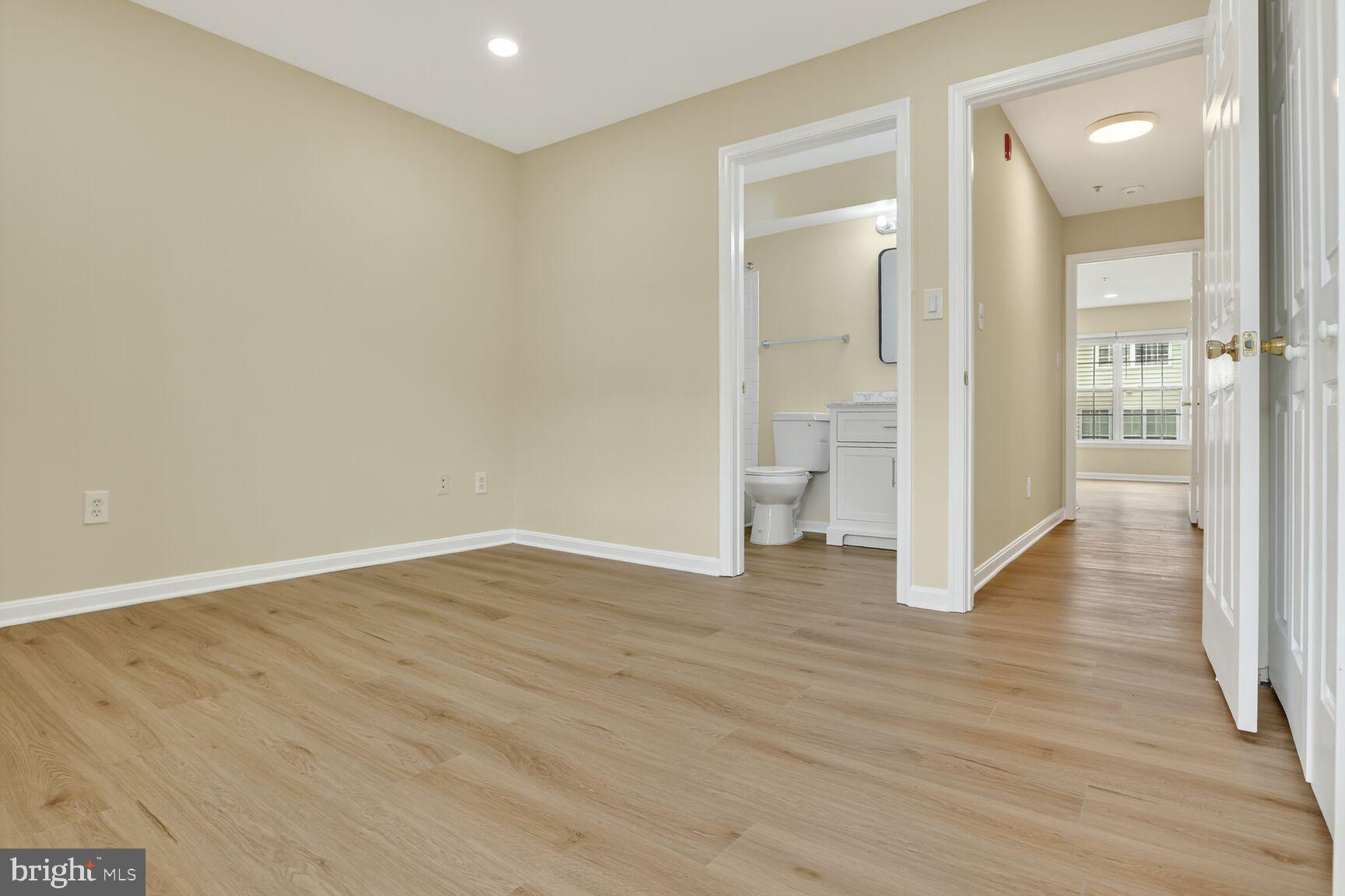 MANORS AT MCNAIR FARMS - Residential