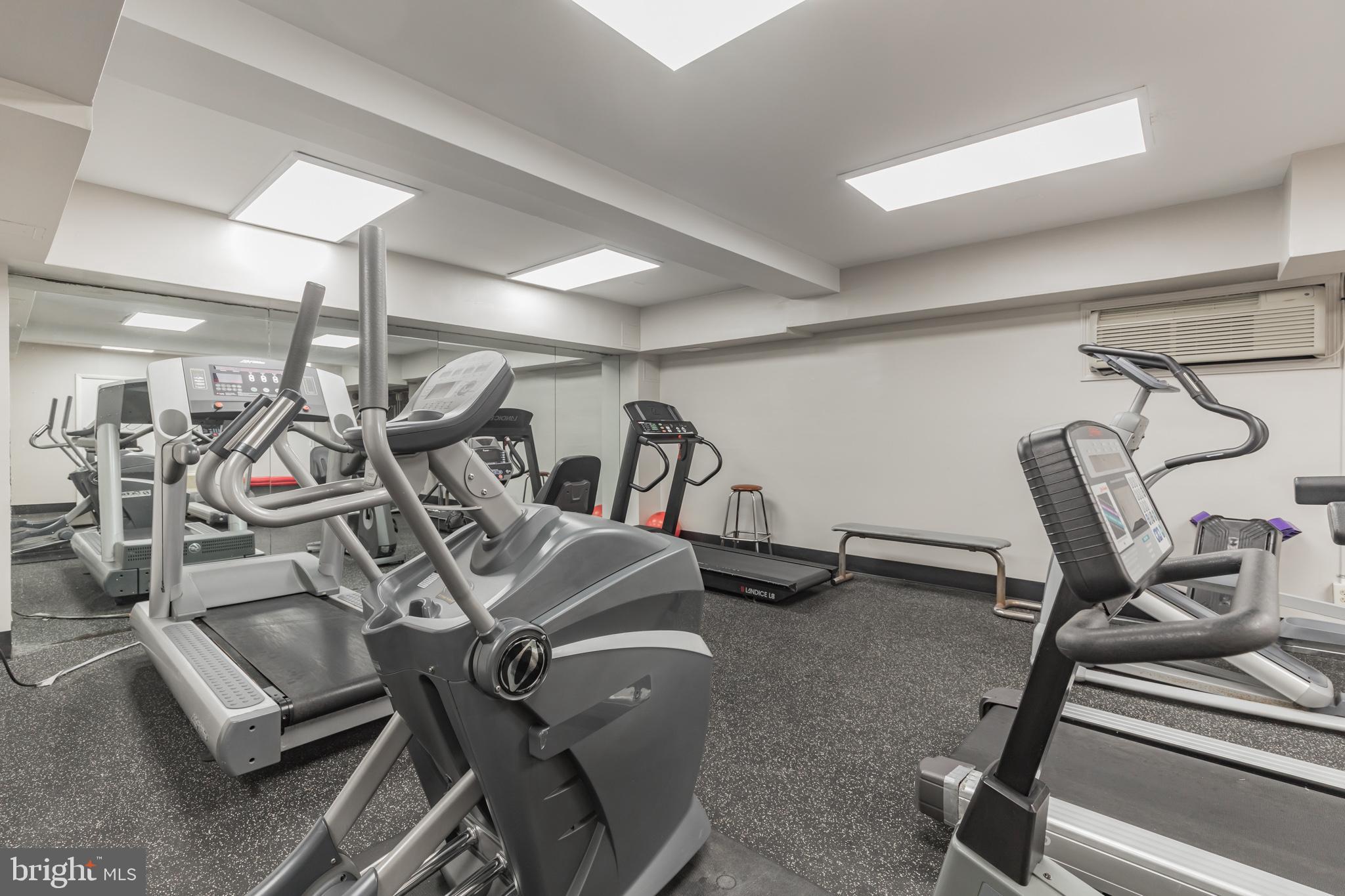 GREENHOUSE - Residential