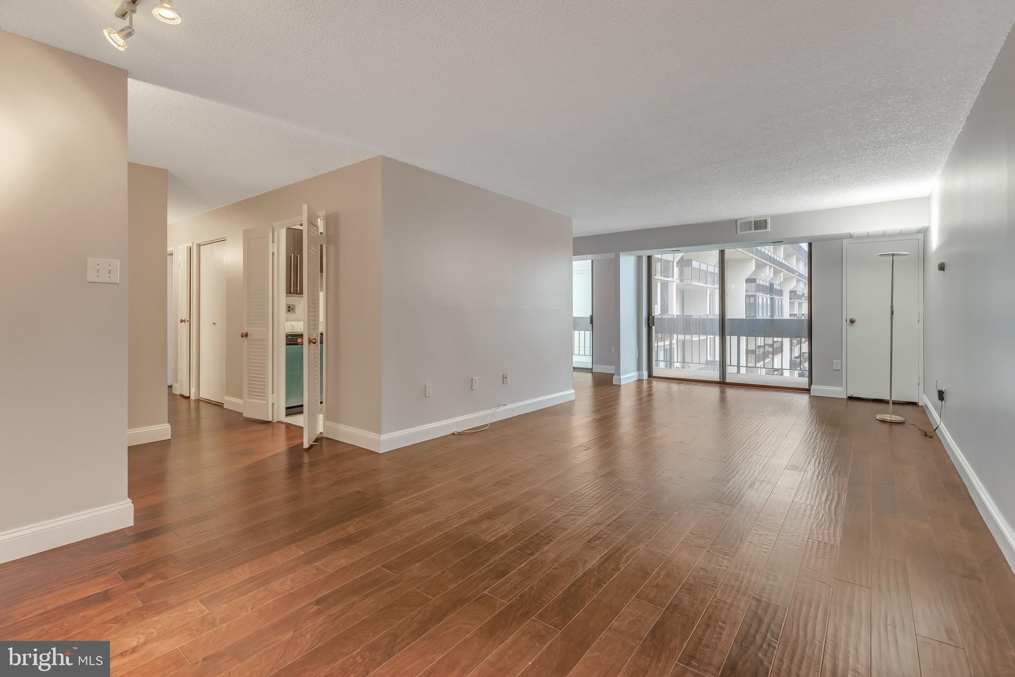 GREENHOUSE - Residential