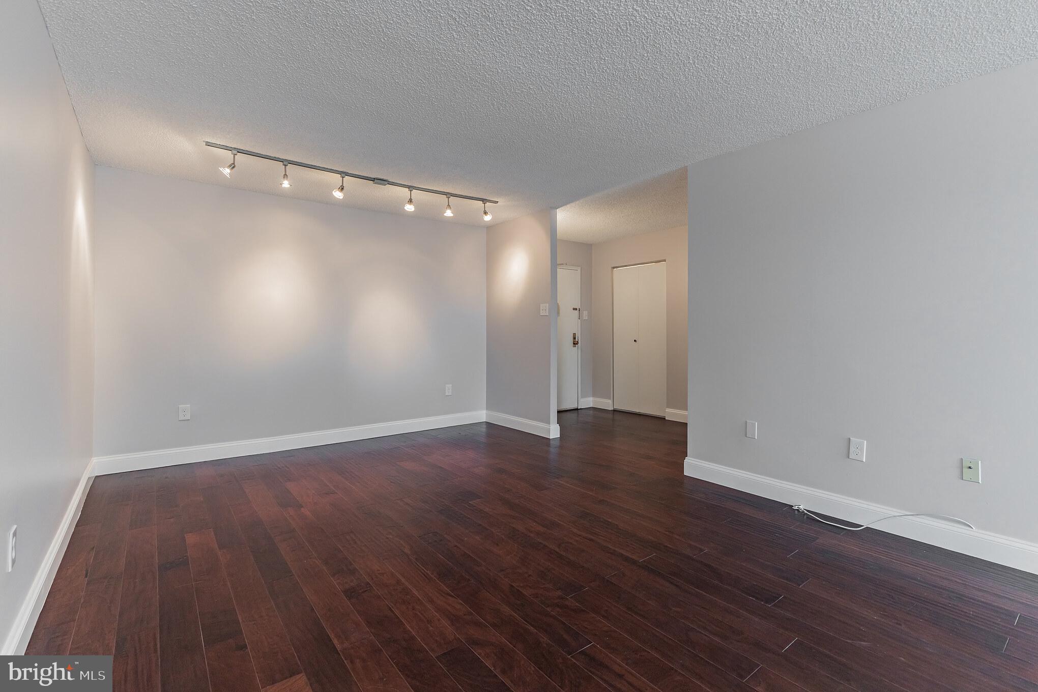 GREENHOUSE - Residential