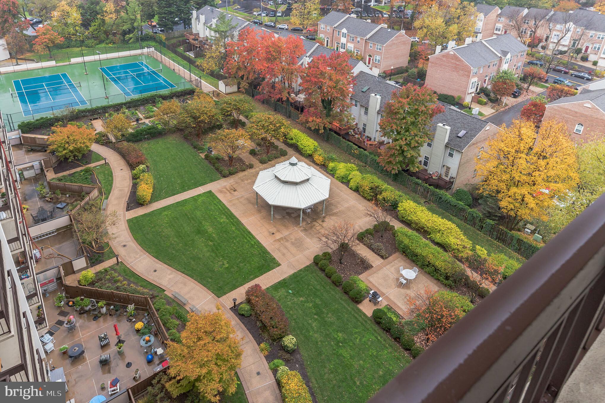 GREENHOUSE - Residential