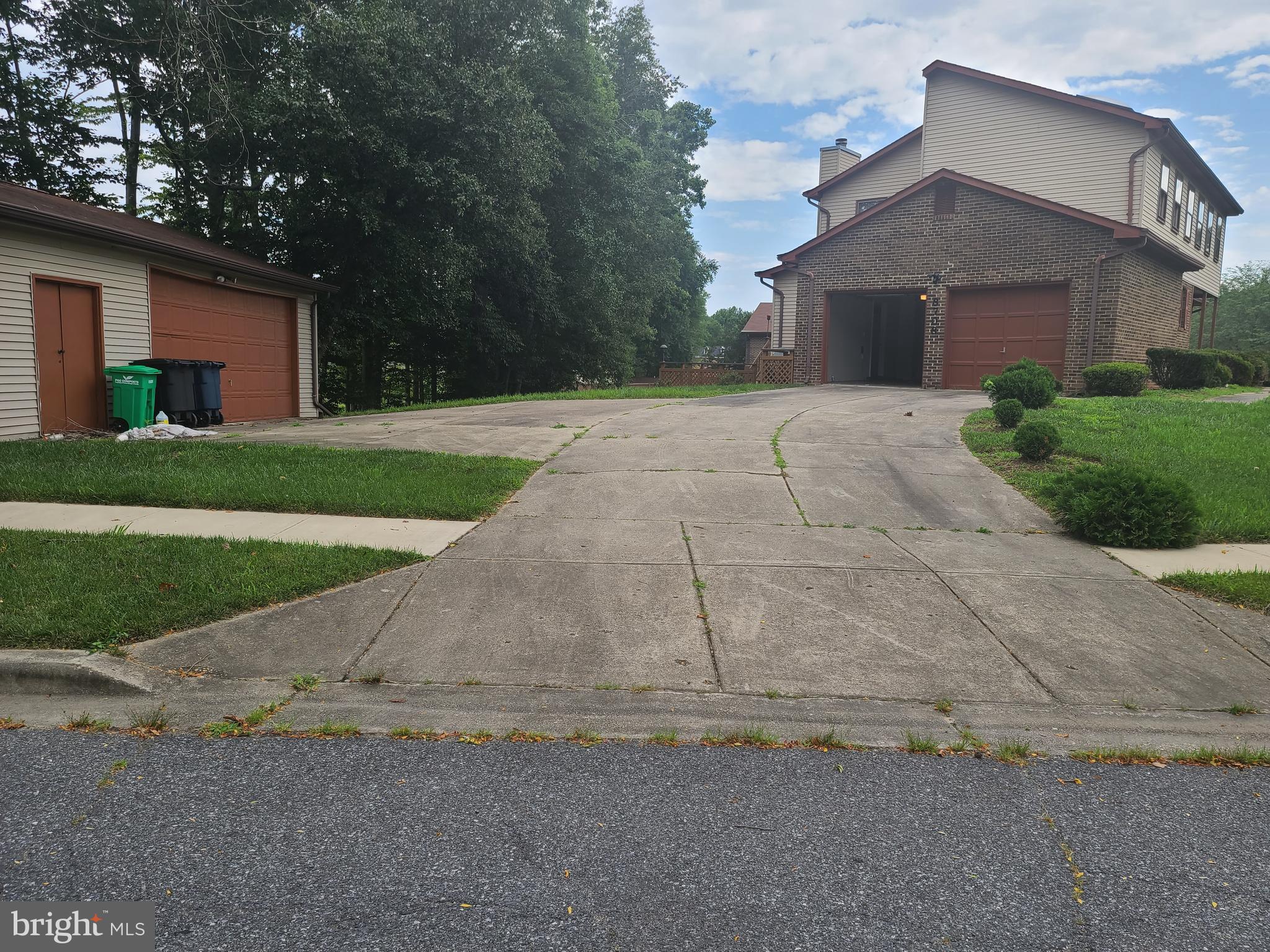 CHELTENHAM FOREST - Residential