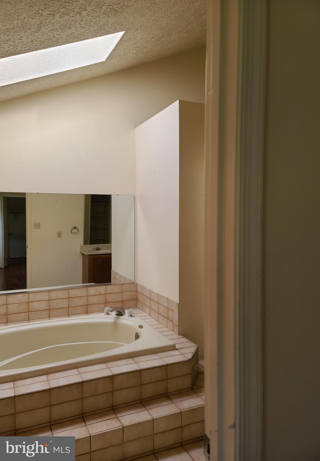 CHELTENHAM FOREST - Residential