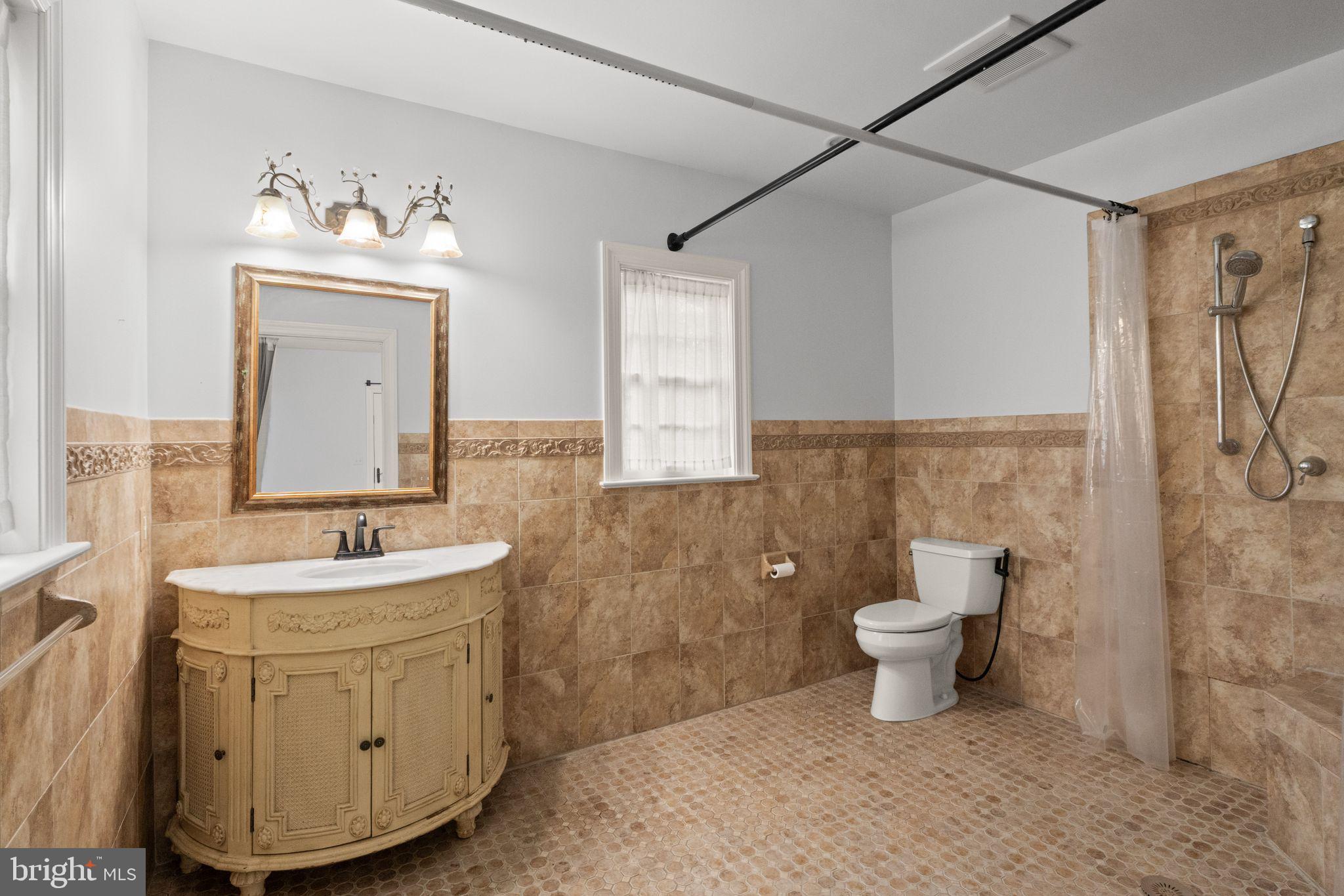 ARLINGWOOD - Residential