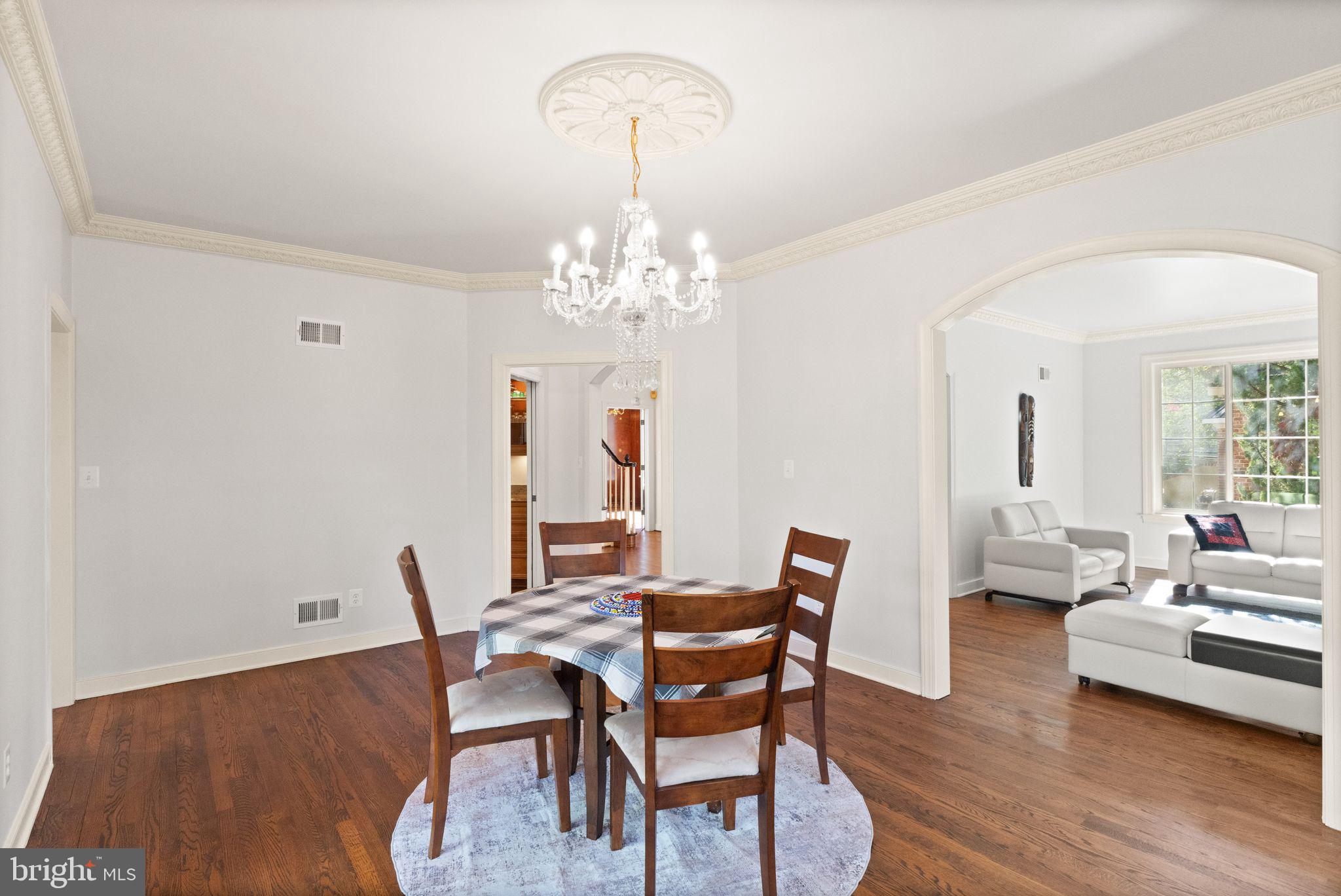 ARLINGWOOD - Residential