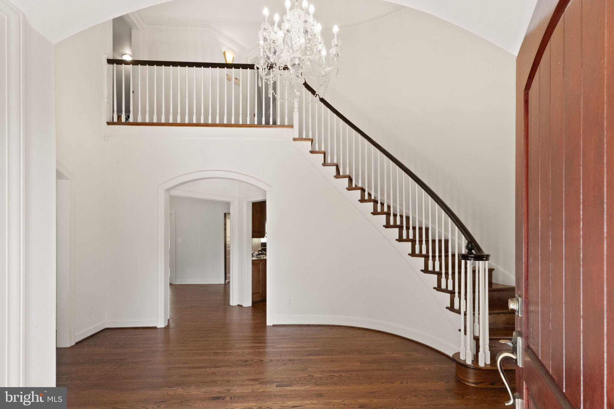 ARLINGWOOD - Residential