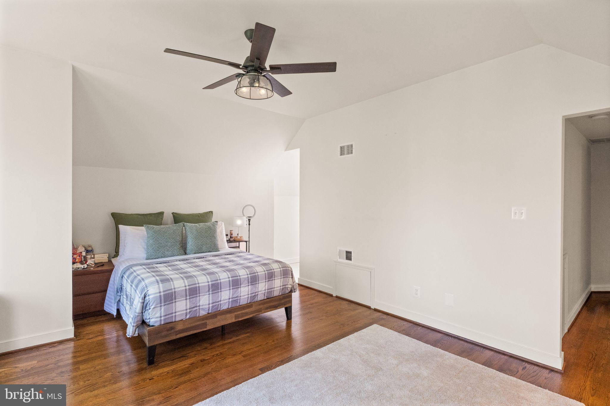 ARLINGWOOD - Residential