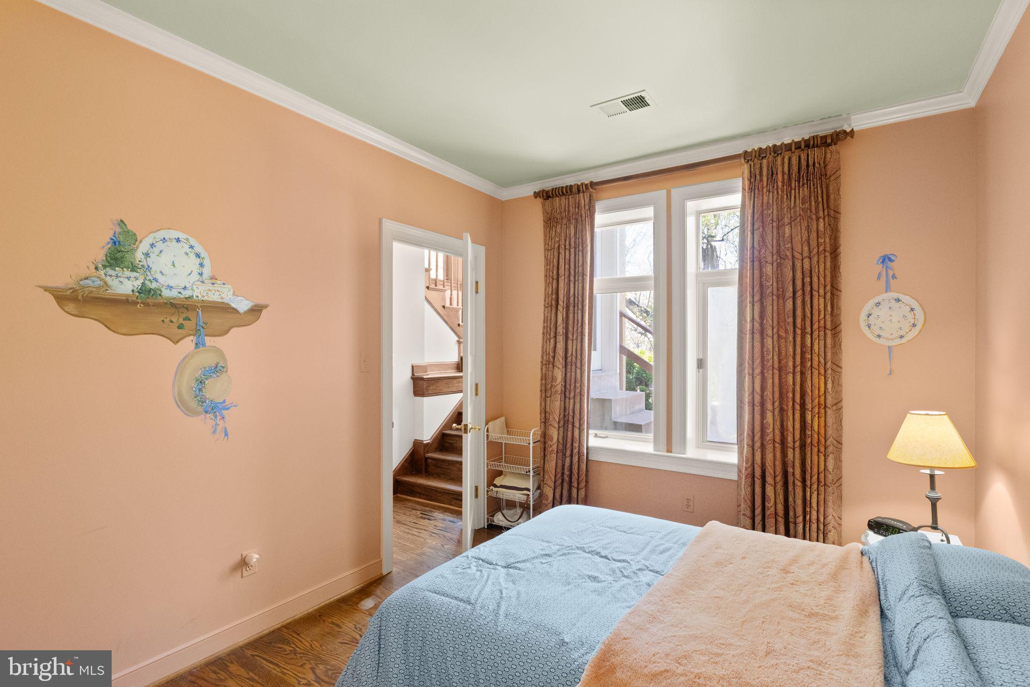 ARLINGWOOD - Residential