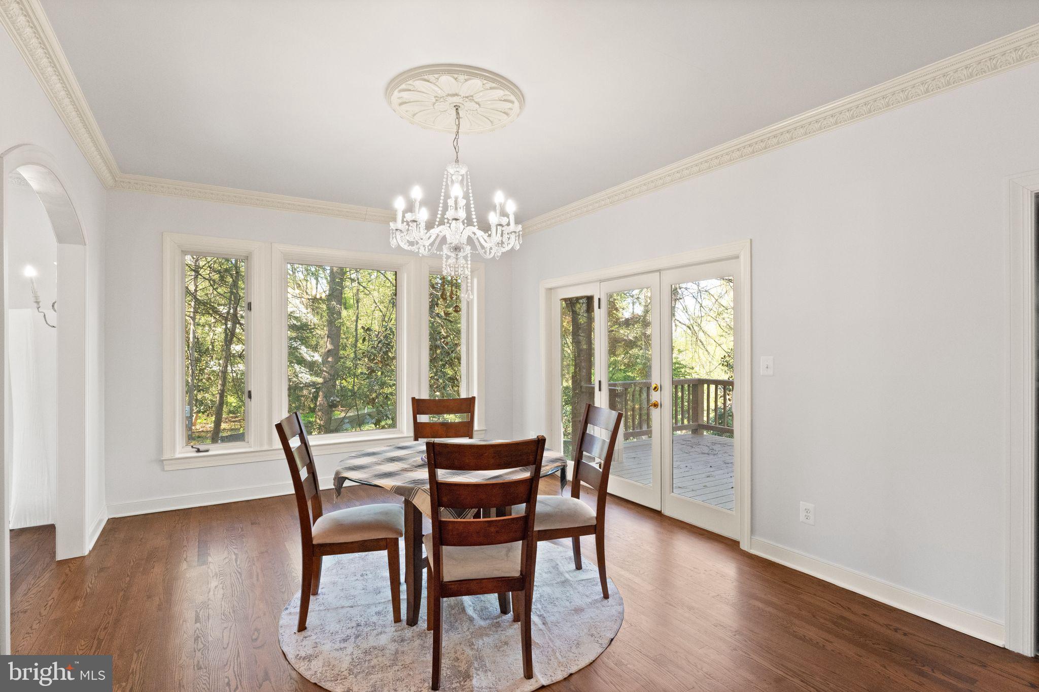 ARLINGWOOD - Residential