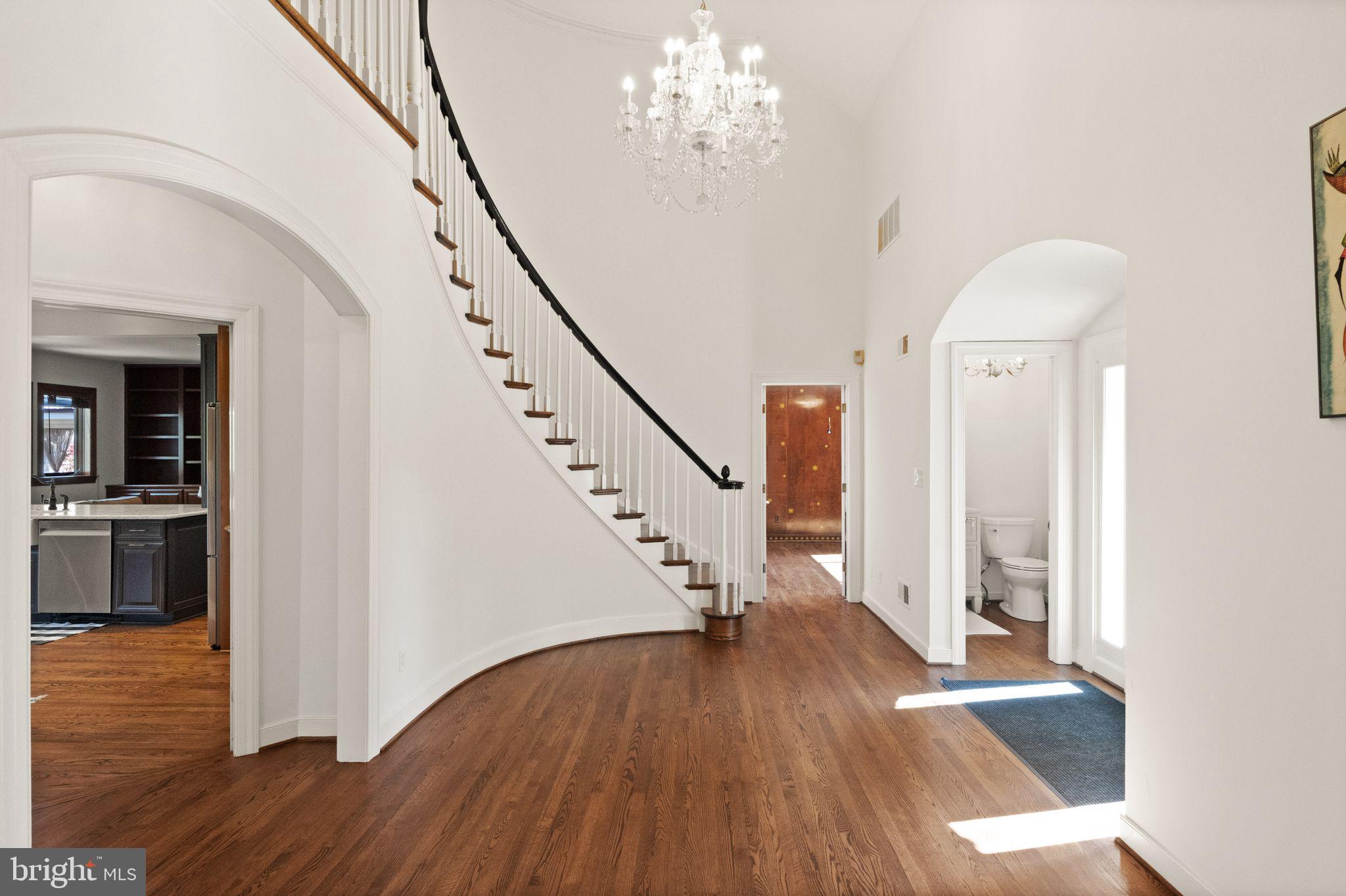 ARLINGWOOD - Residential