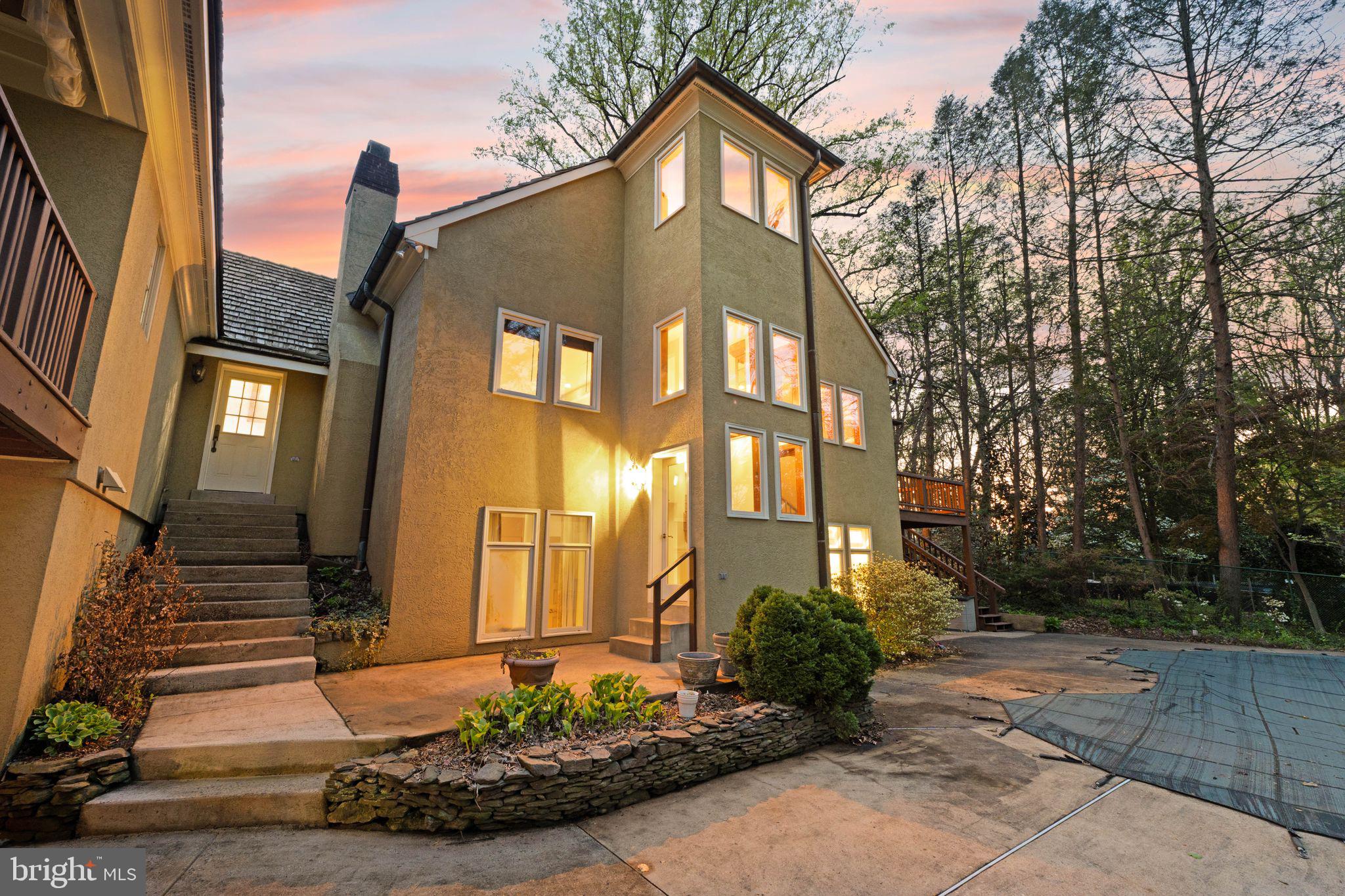 ARLINGWOOD - Residential