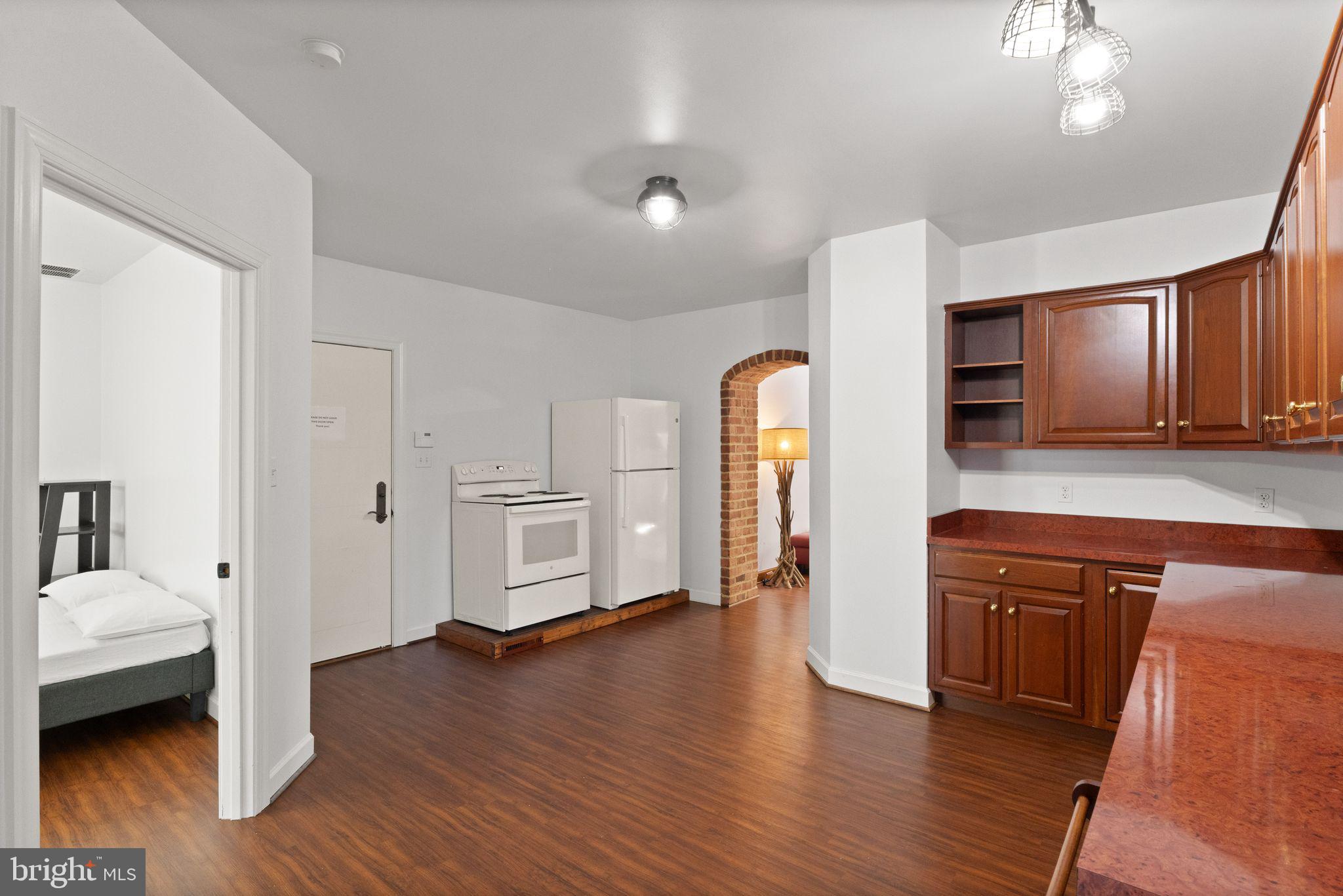 ARLINGWOOD - Residential