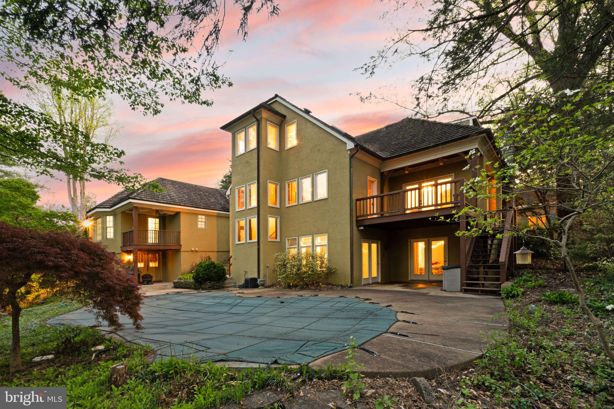 ARLINGWOOD - Residential