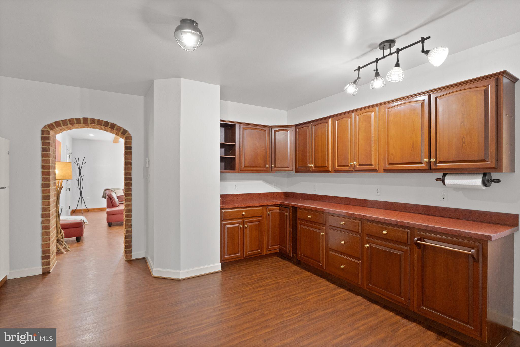 ARLINGWOOD - Residential