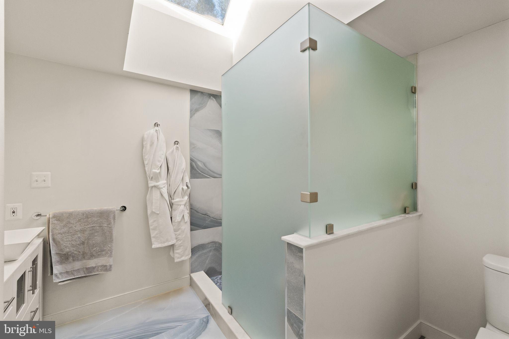 ARLINGWOOD - Residential