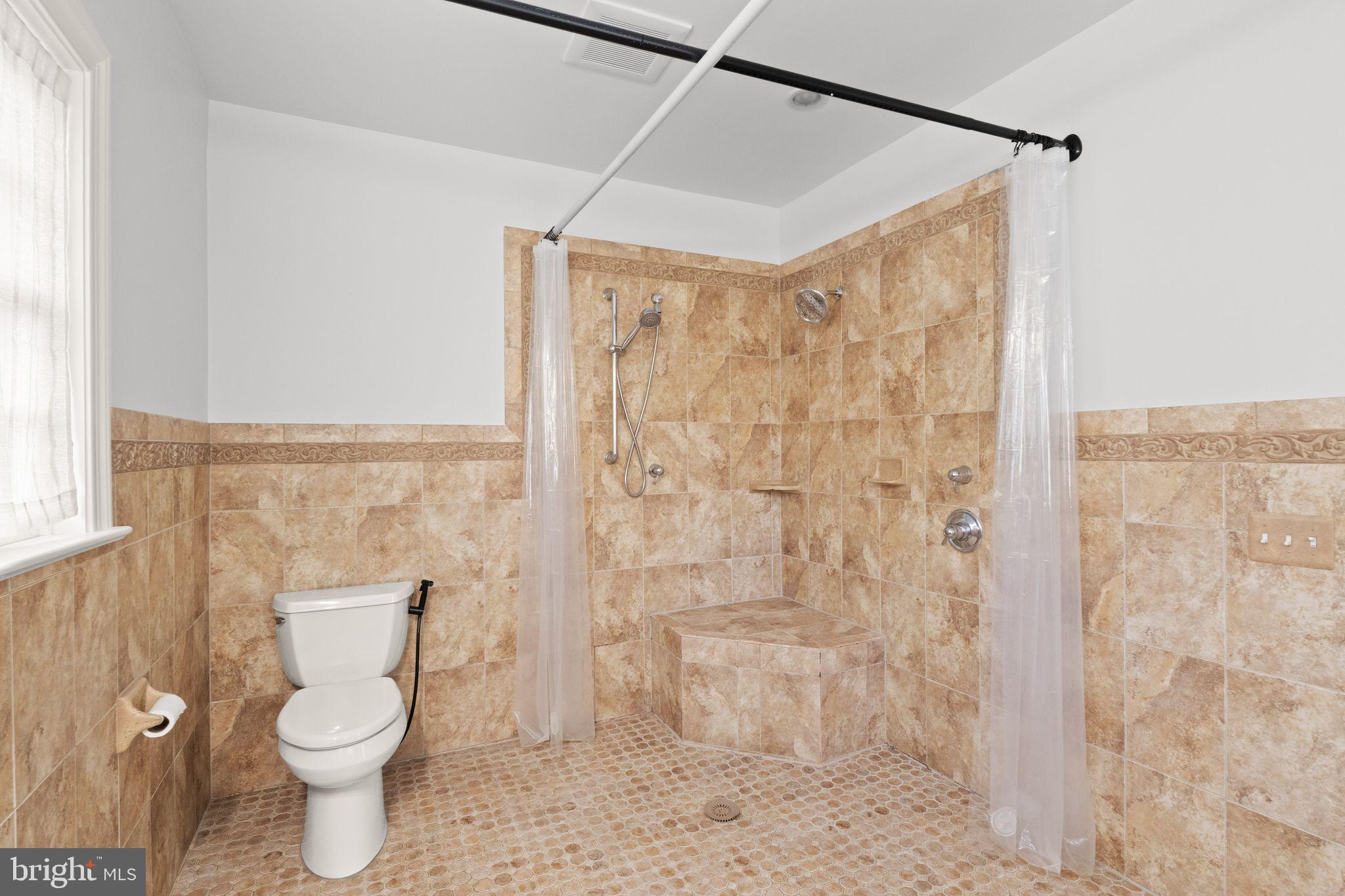 ARLINGWOOD - Residential