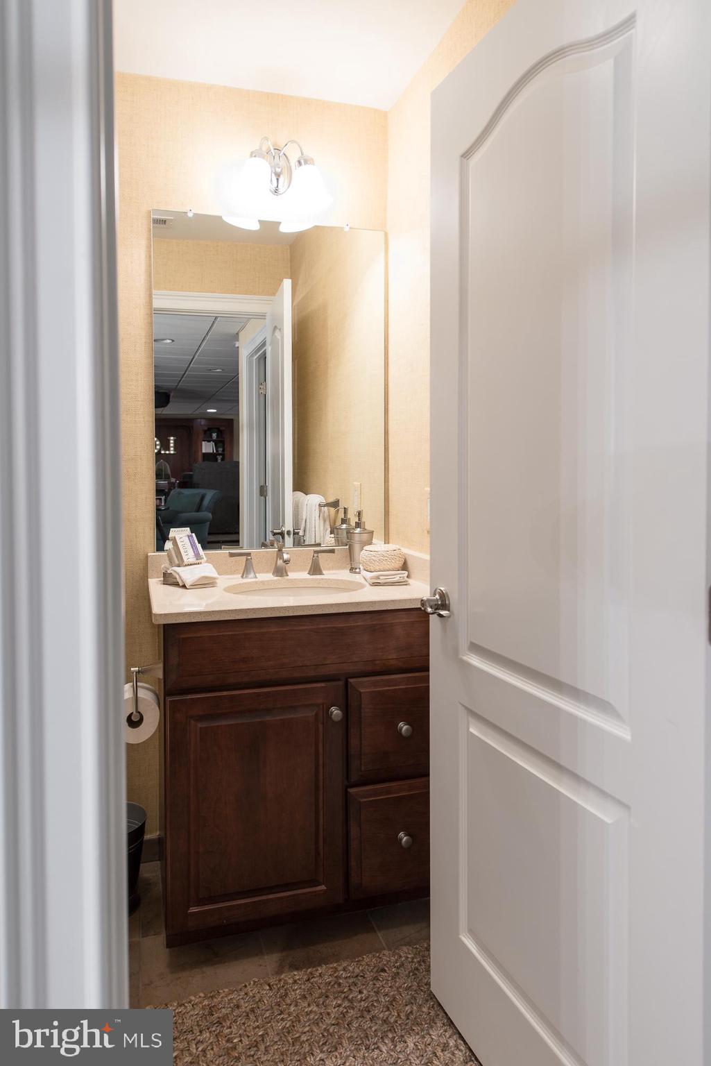 APPLEBROOK MEADOWS - Residential