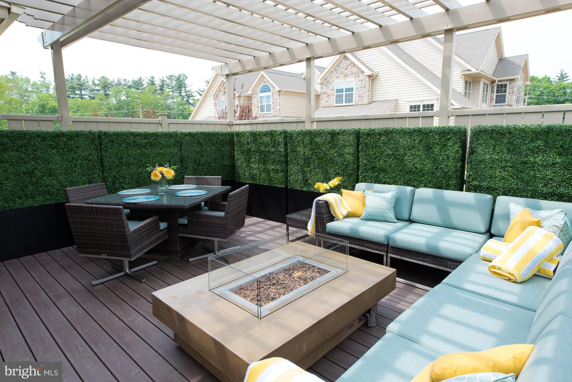 APPLEBROOK MEADOWS - Residential