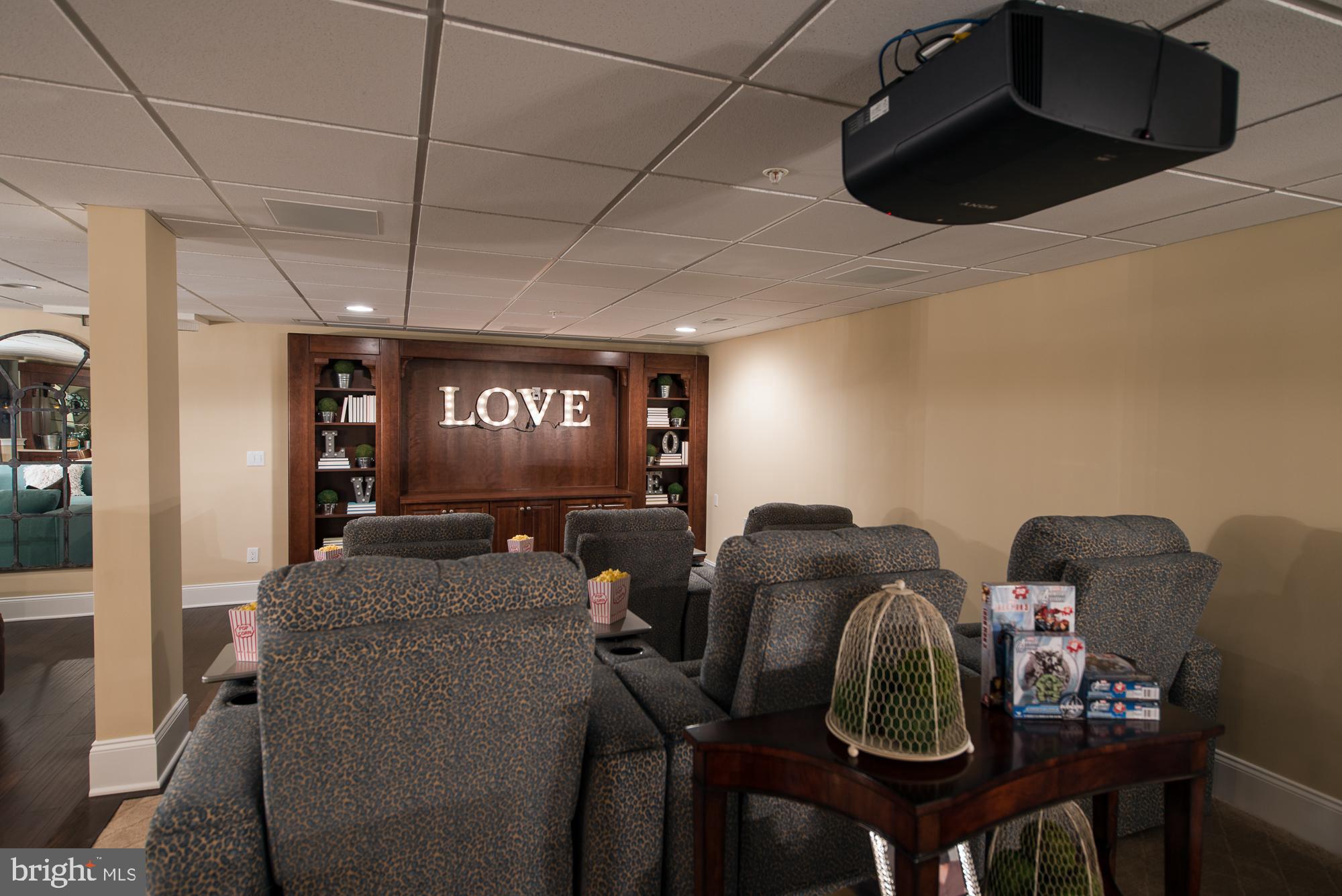 APPLEBROOK MEADOWS - Residential