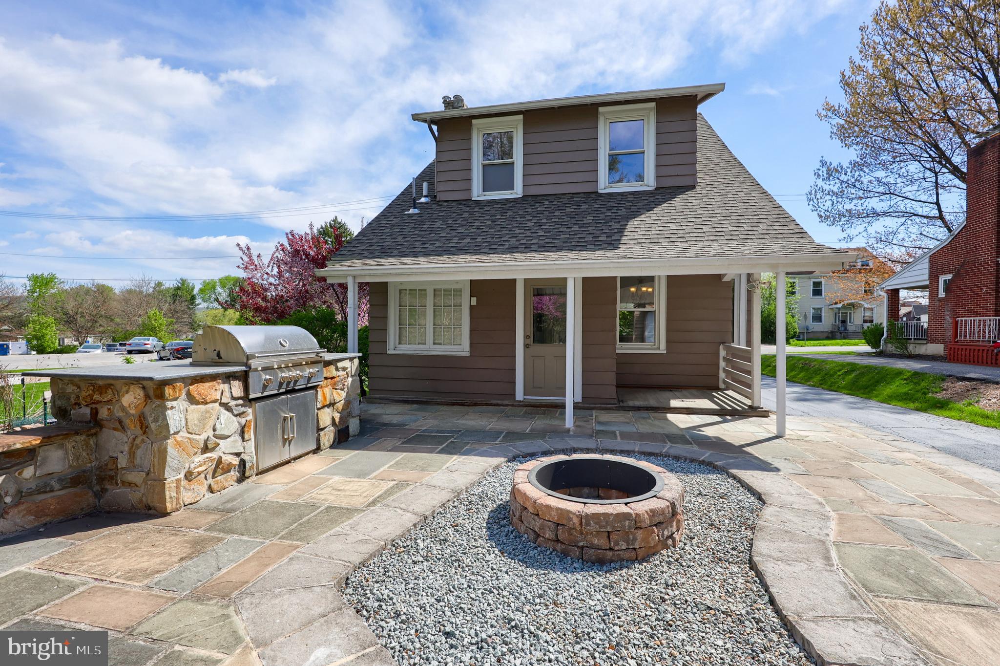 EAST YORK - Residential