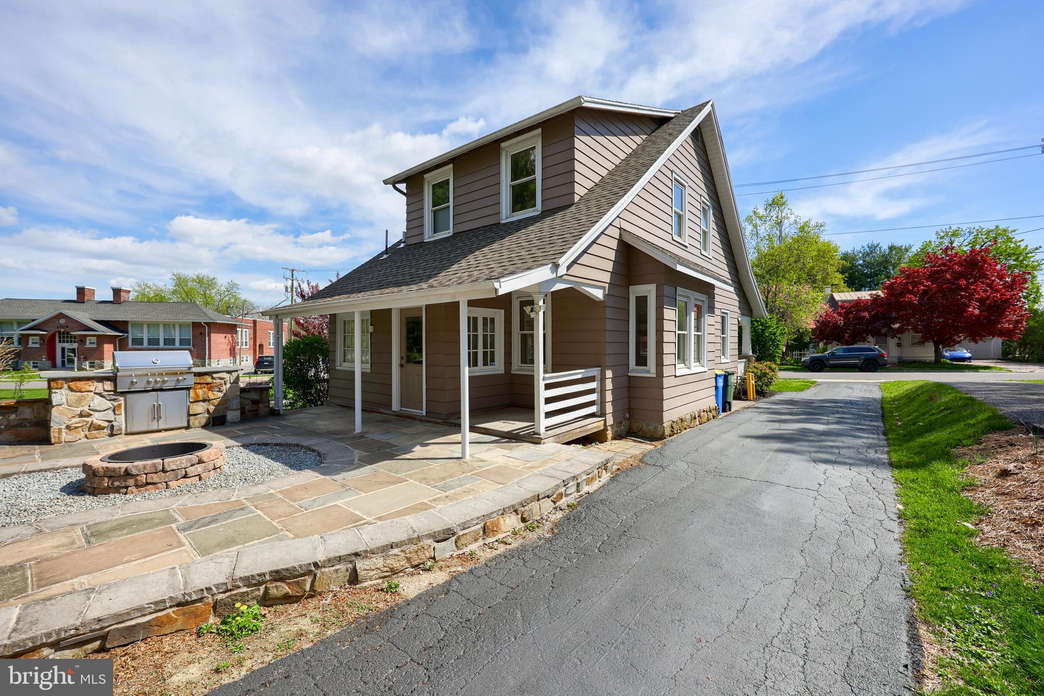 EAST YORK - Residential