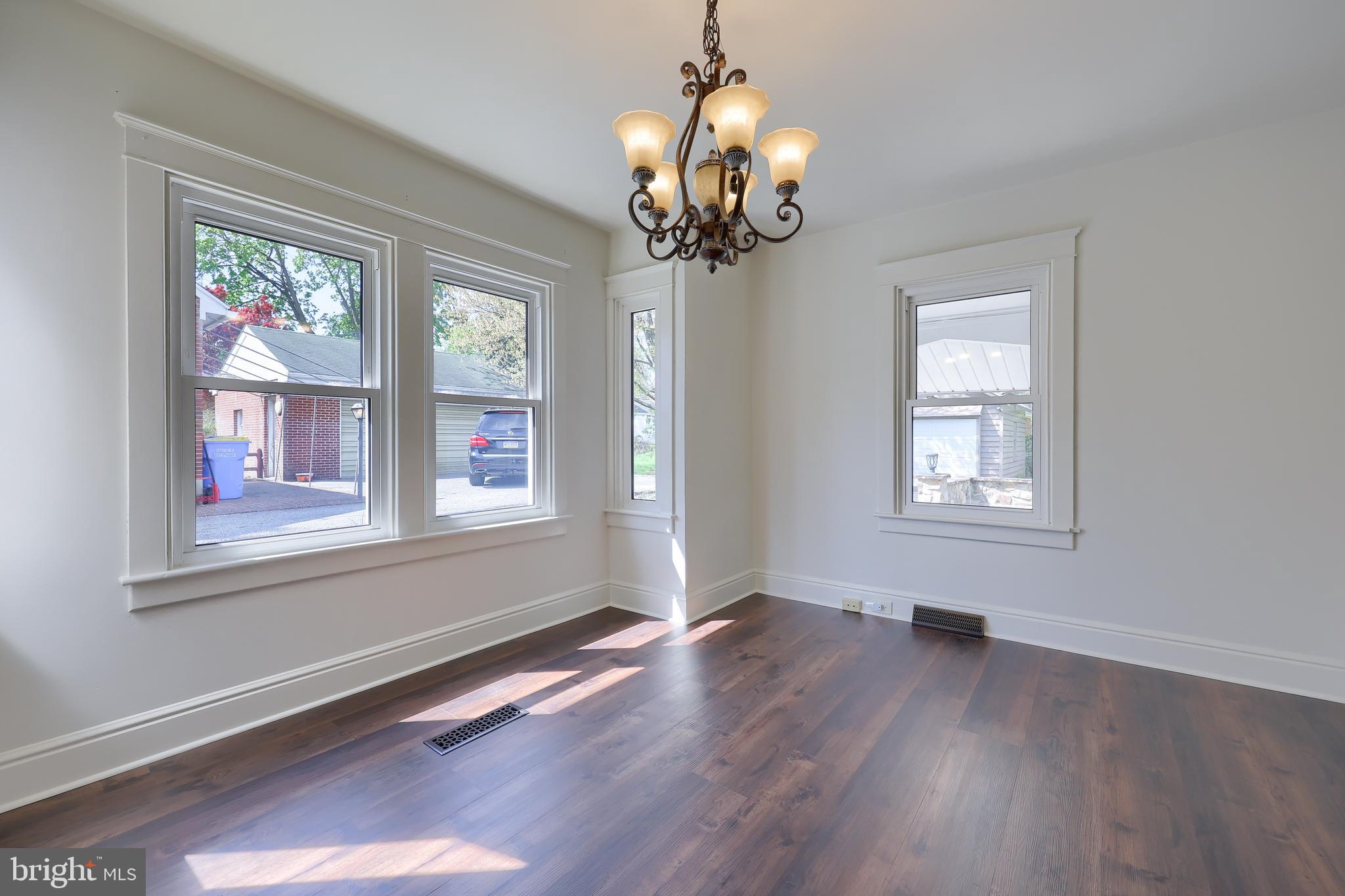 EAST YORK - Residential