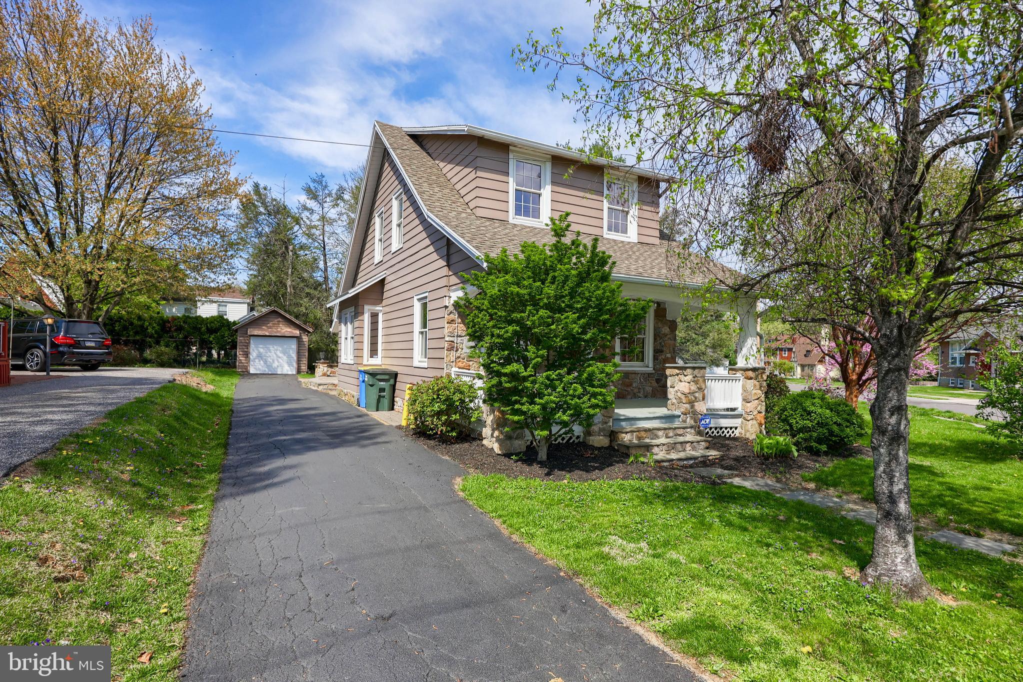 EAST YORK - Residential