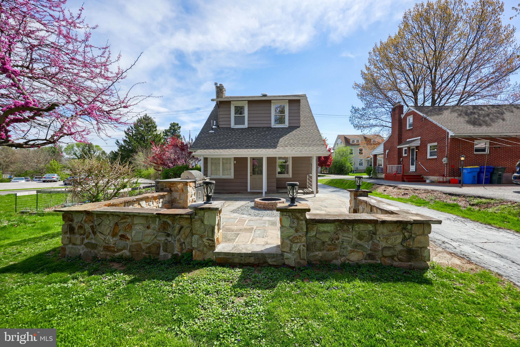 EAST YORK - Residential