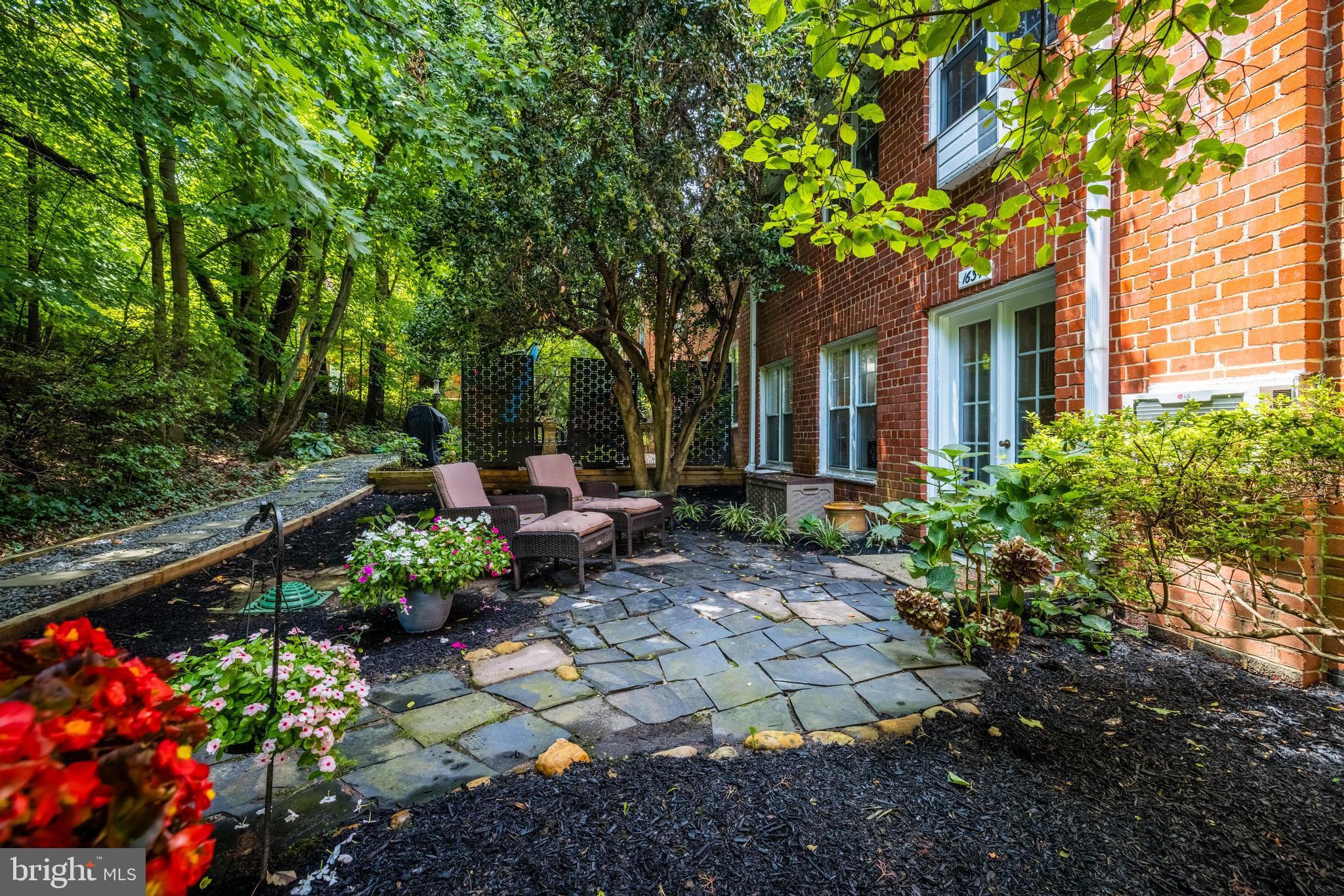 PARKFAIRFAX - Residential