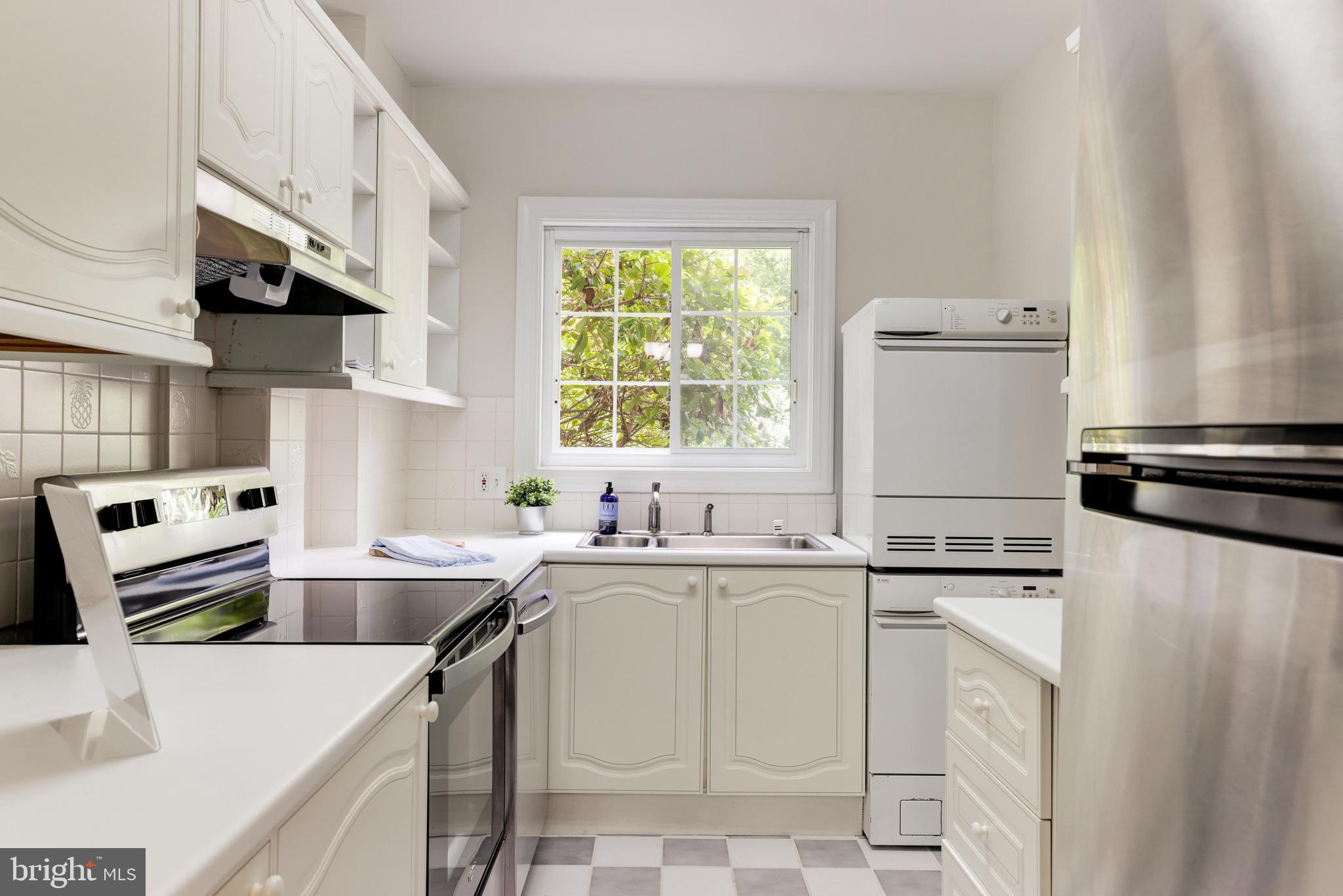 PARKFAIRFAX - Residential