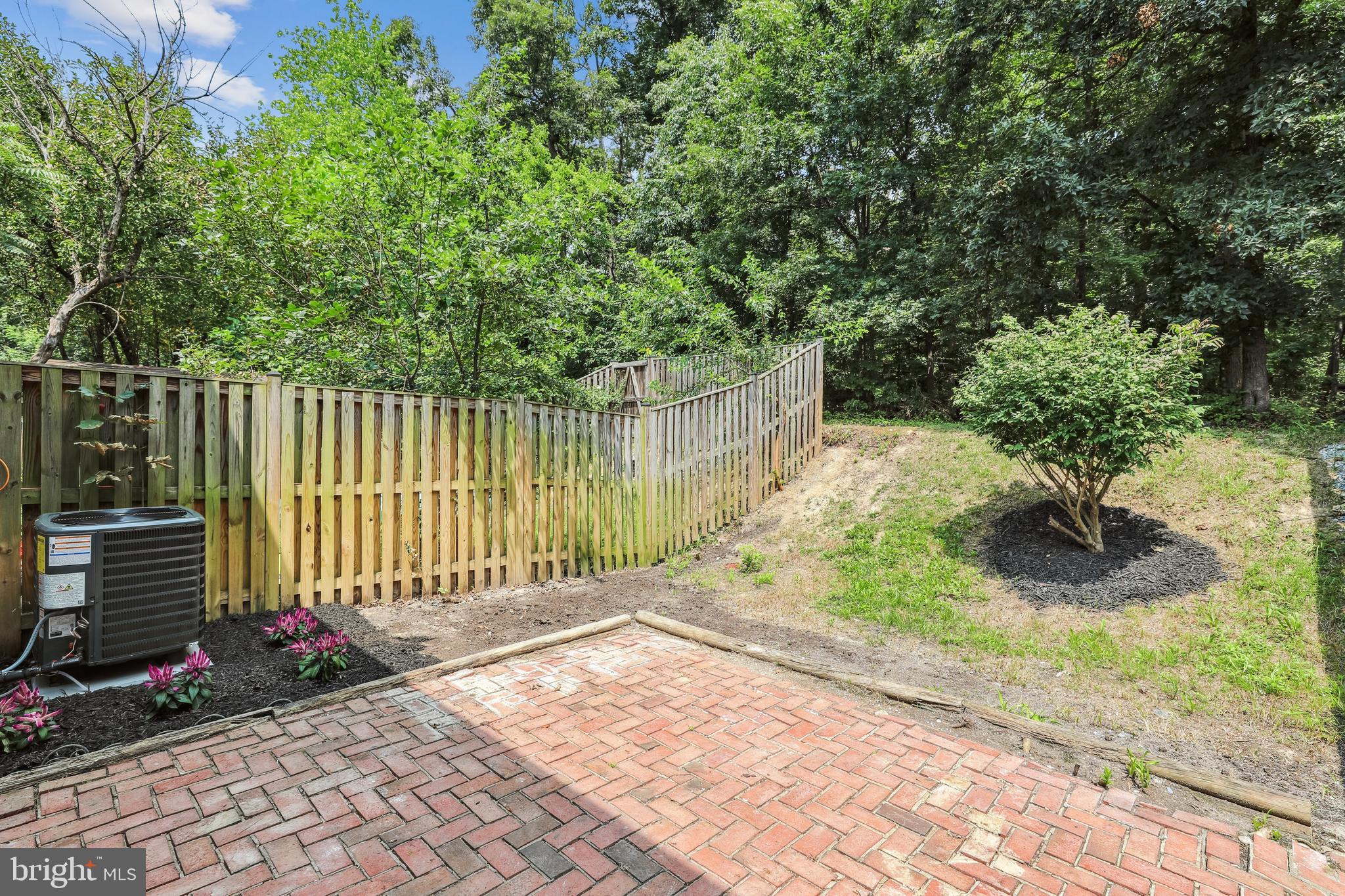 ASBURY WOODS - Residential