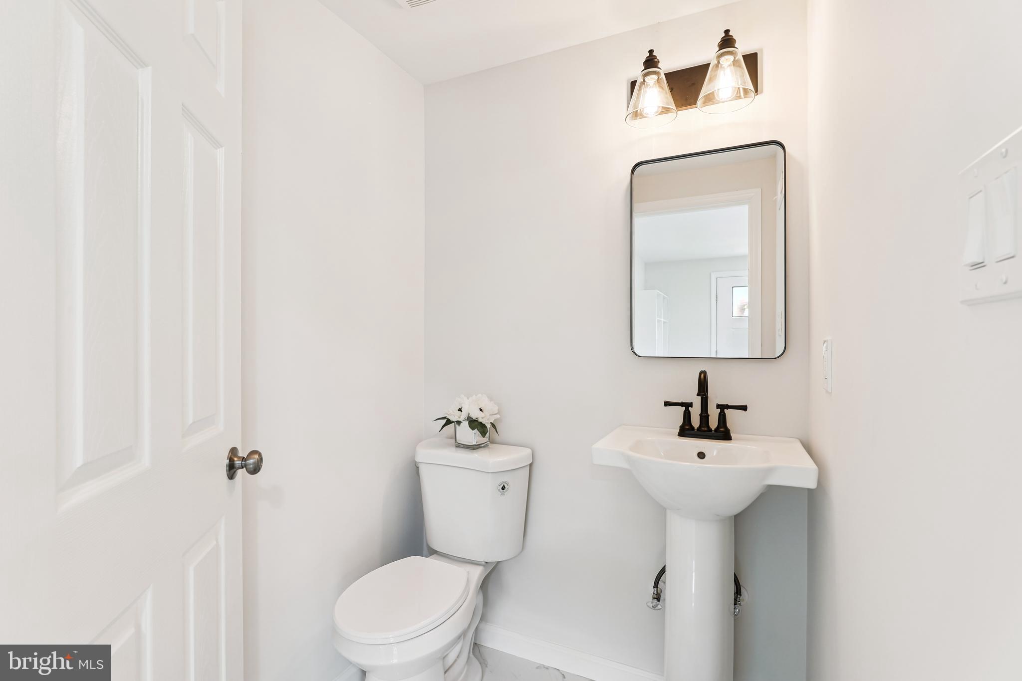 ASBURY WOODS - Residential