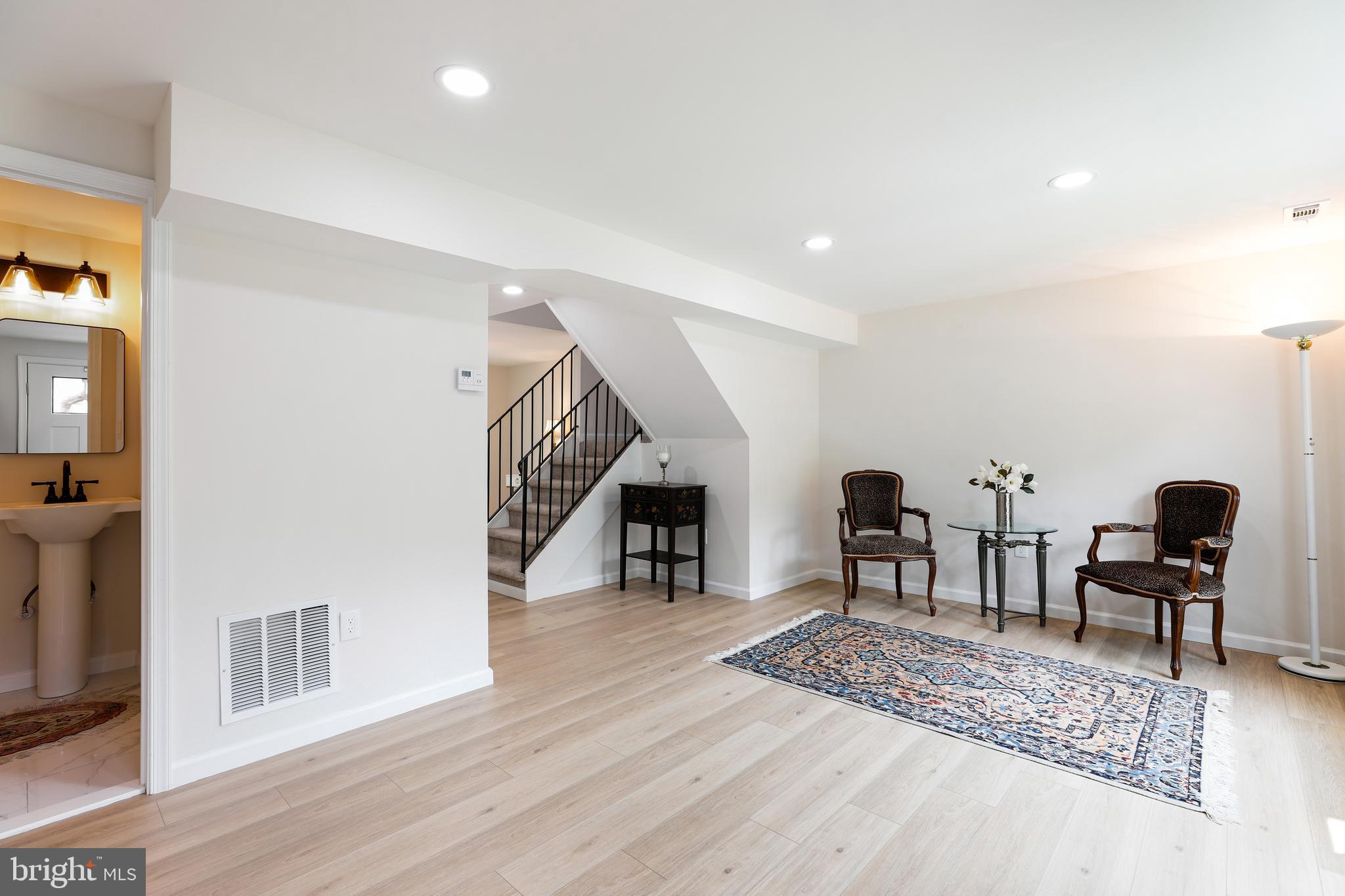 8114 SHEFFIELD COURT