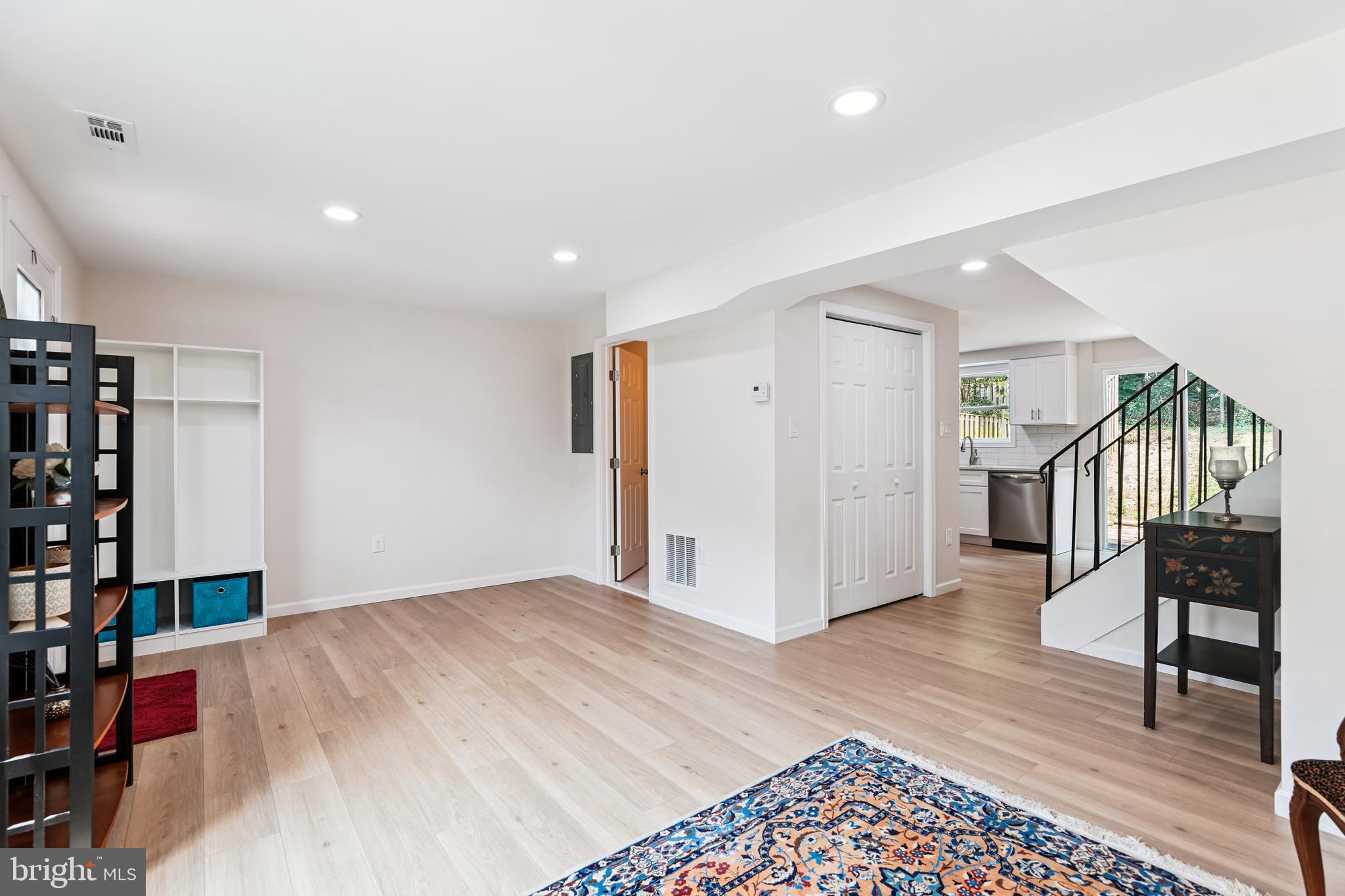 8114 SHEFFIELD COURT