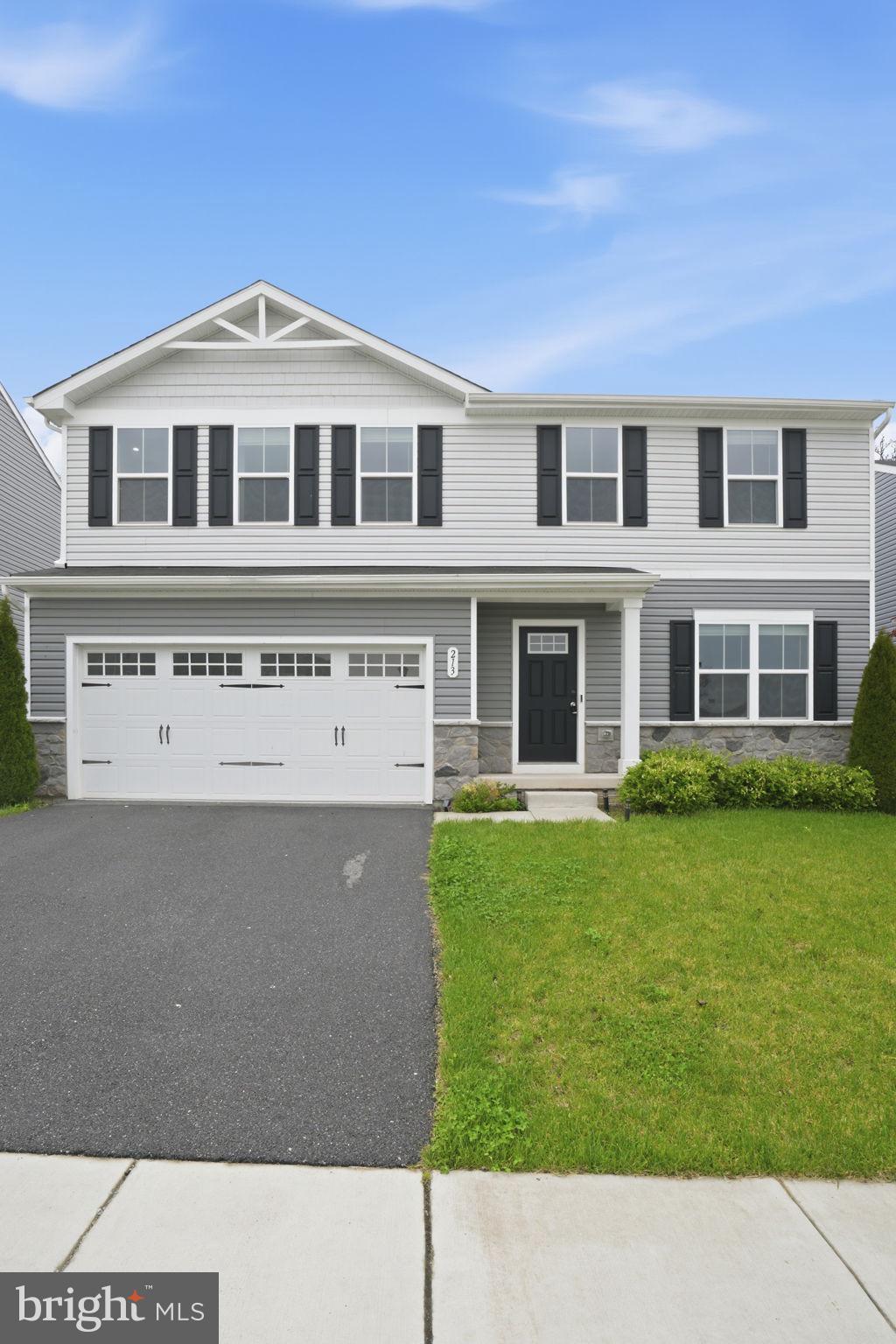 MEADE'S CROSSING - Residential