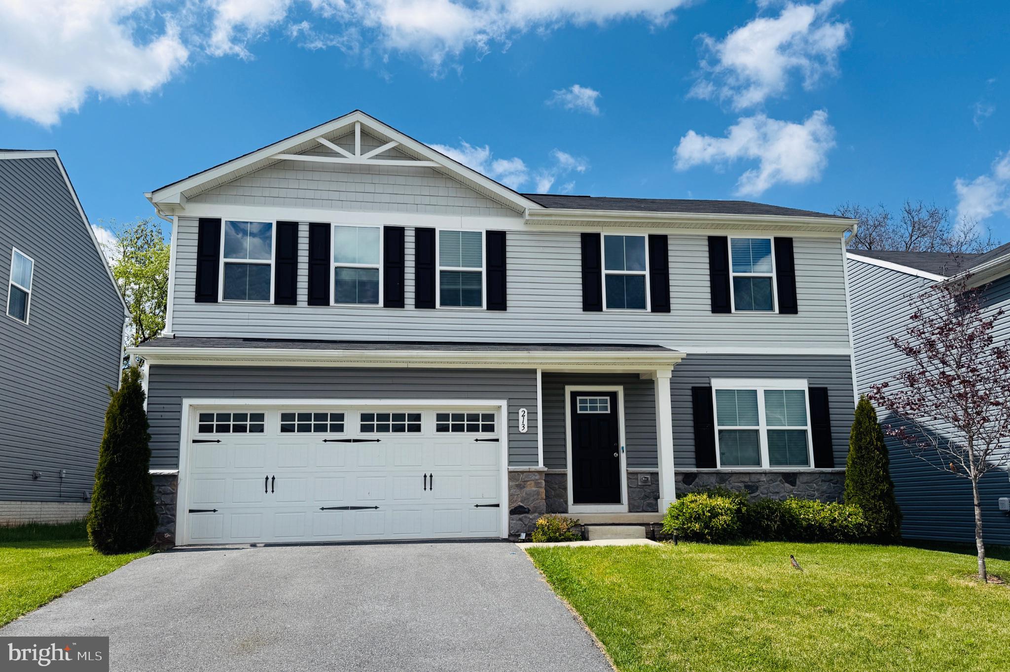 MEADE'S CROSSING - Residential