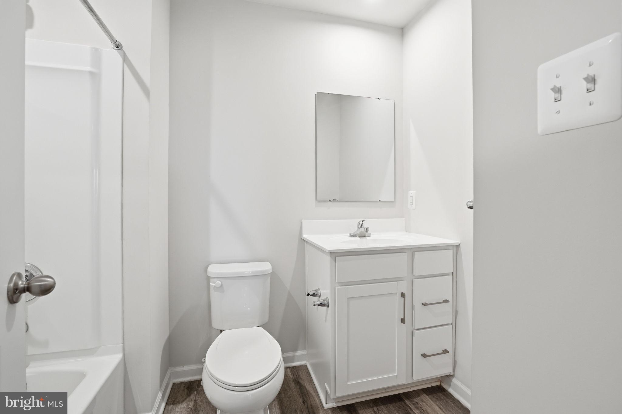 MEADE'S CROSSING - Residential