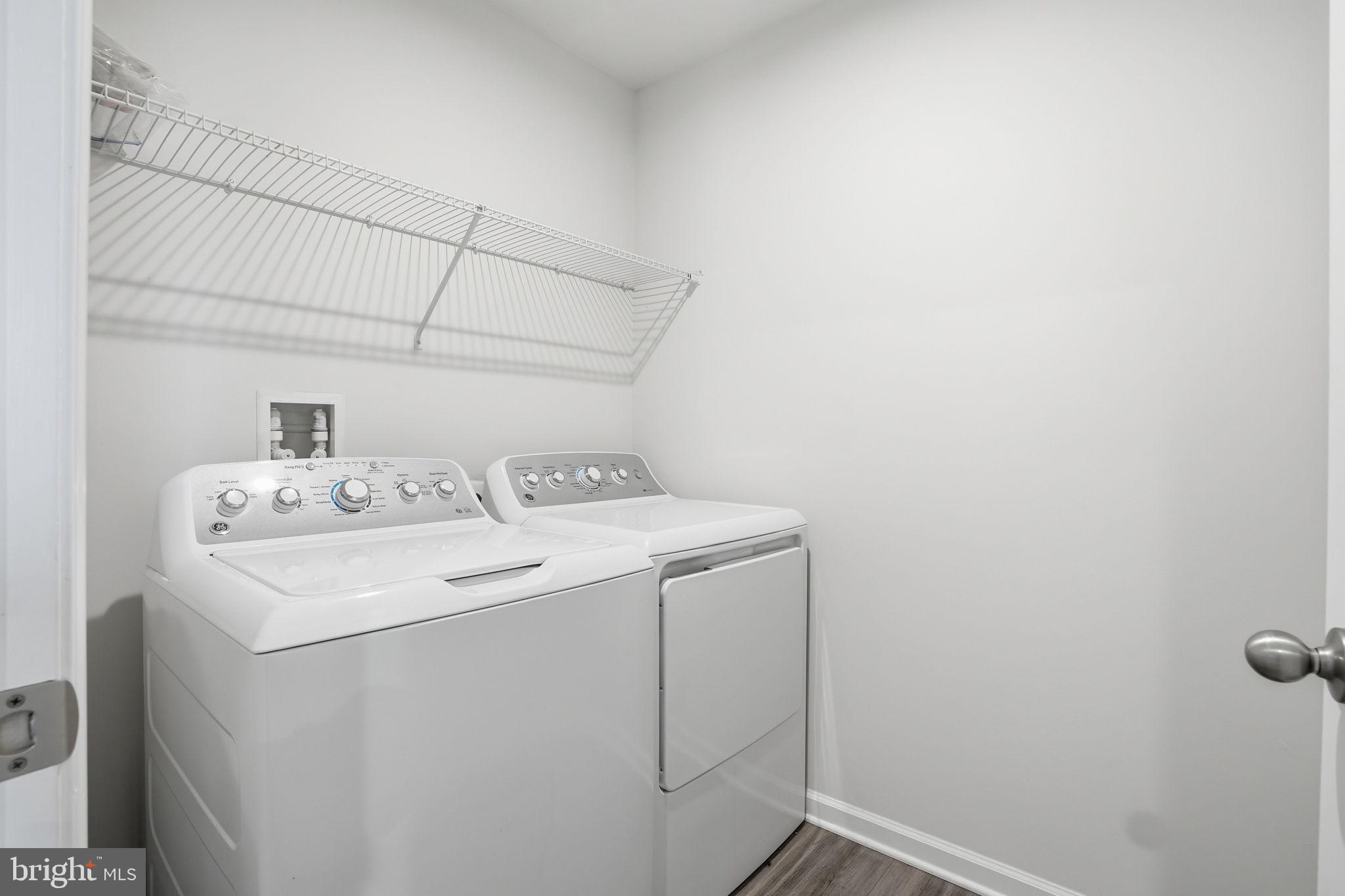 MEADE'S CROSSING - Residential