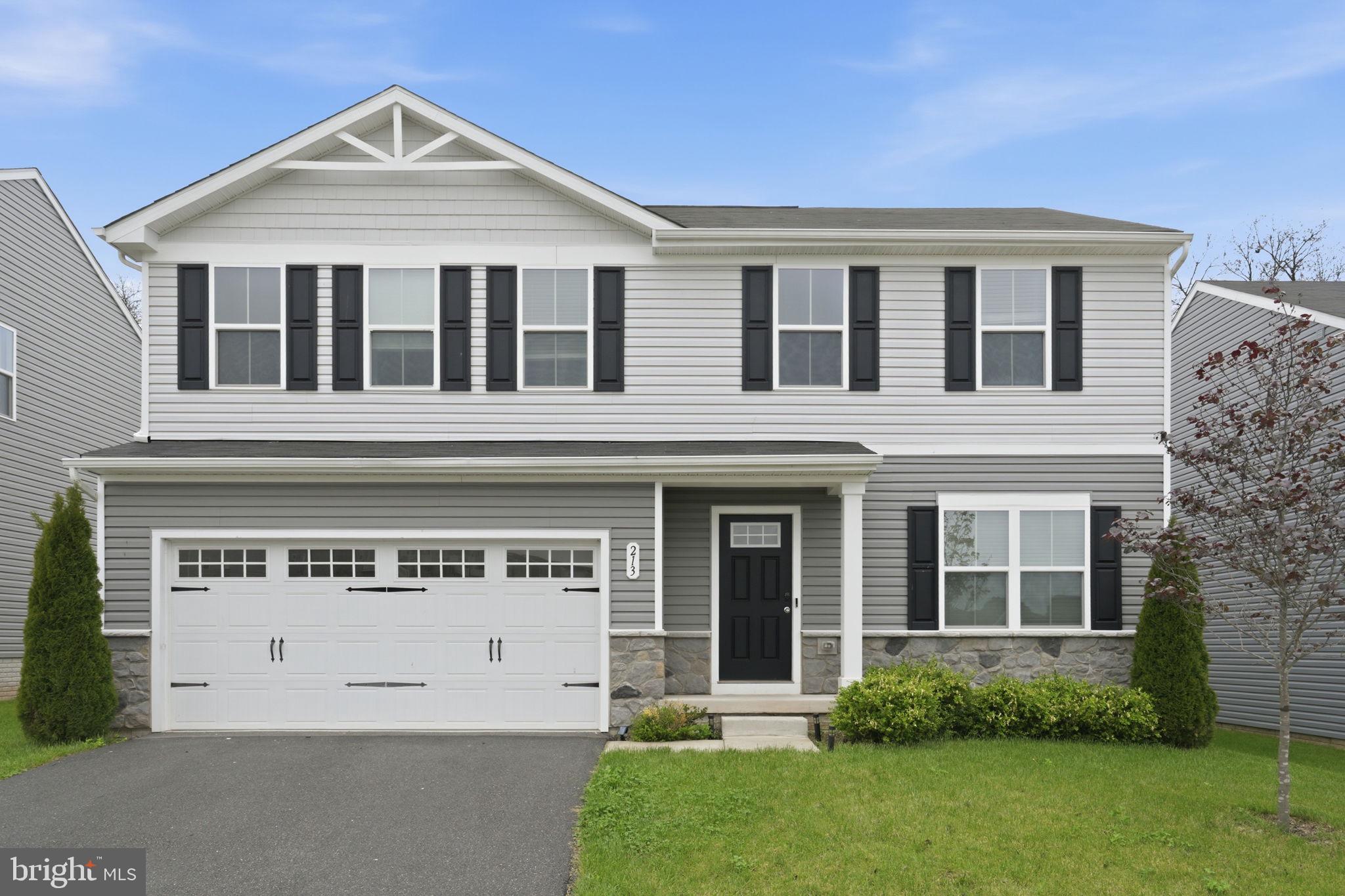 MEADE'S CROSSING - Residential