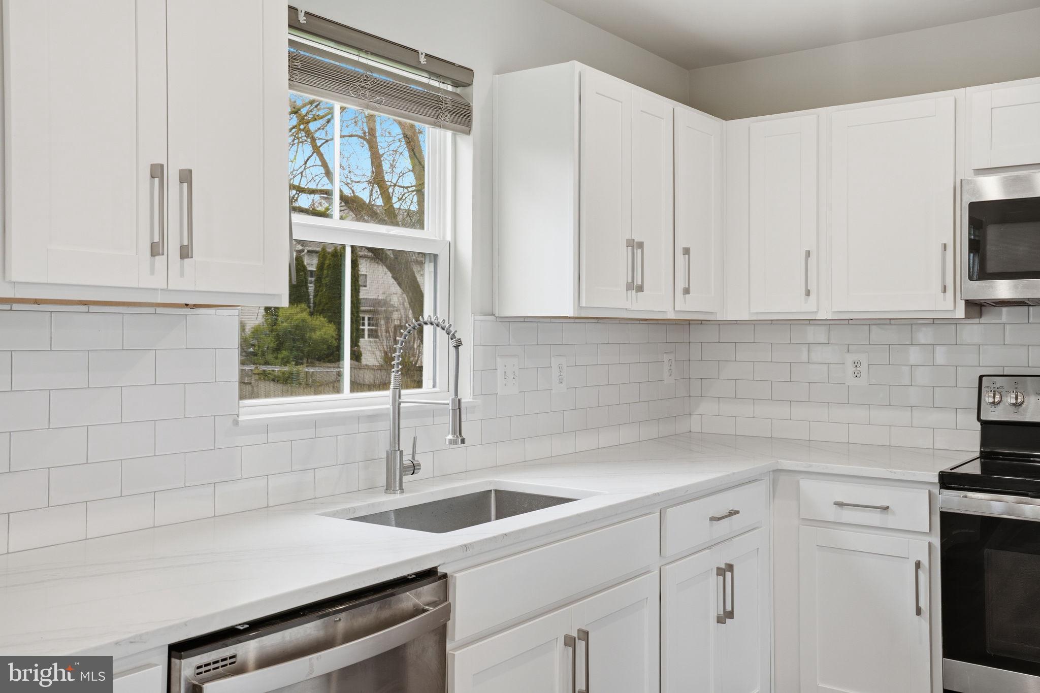 MEADE'S CROSSING - Residential