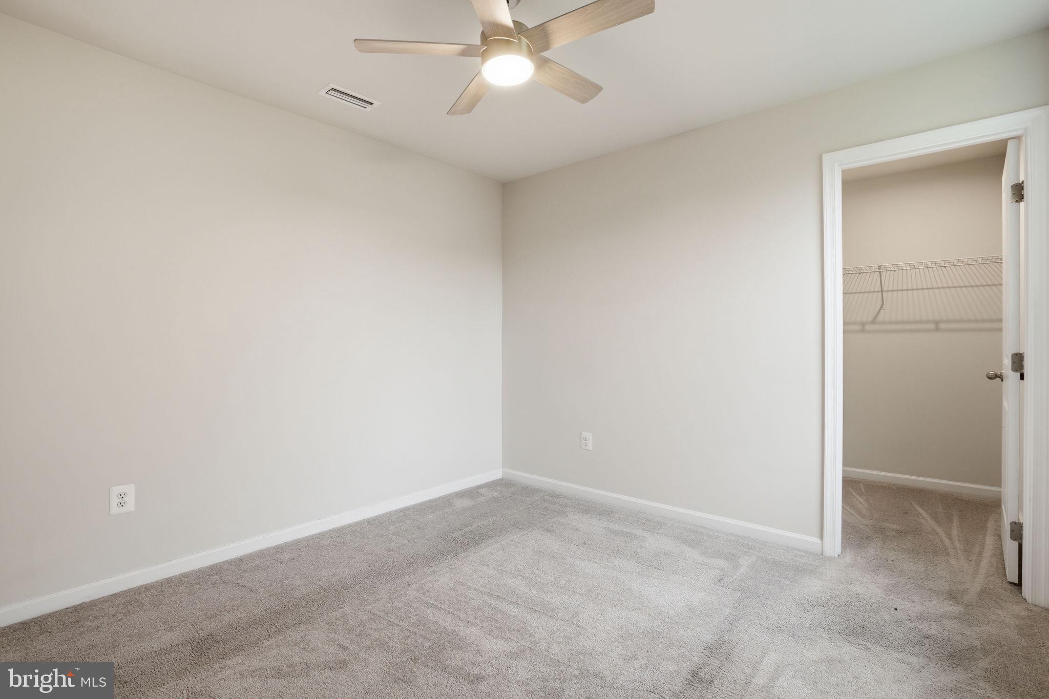 MEADE'S CROSSING - Residential