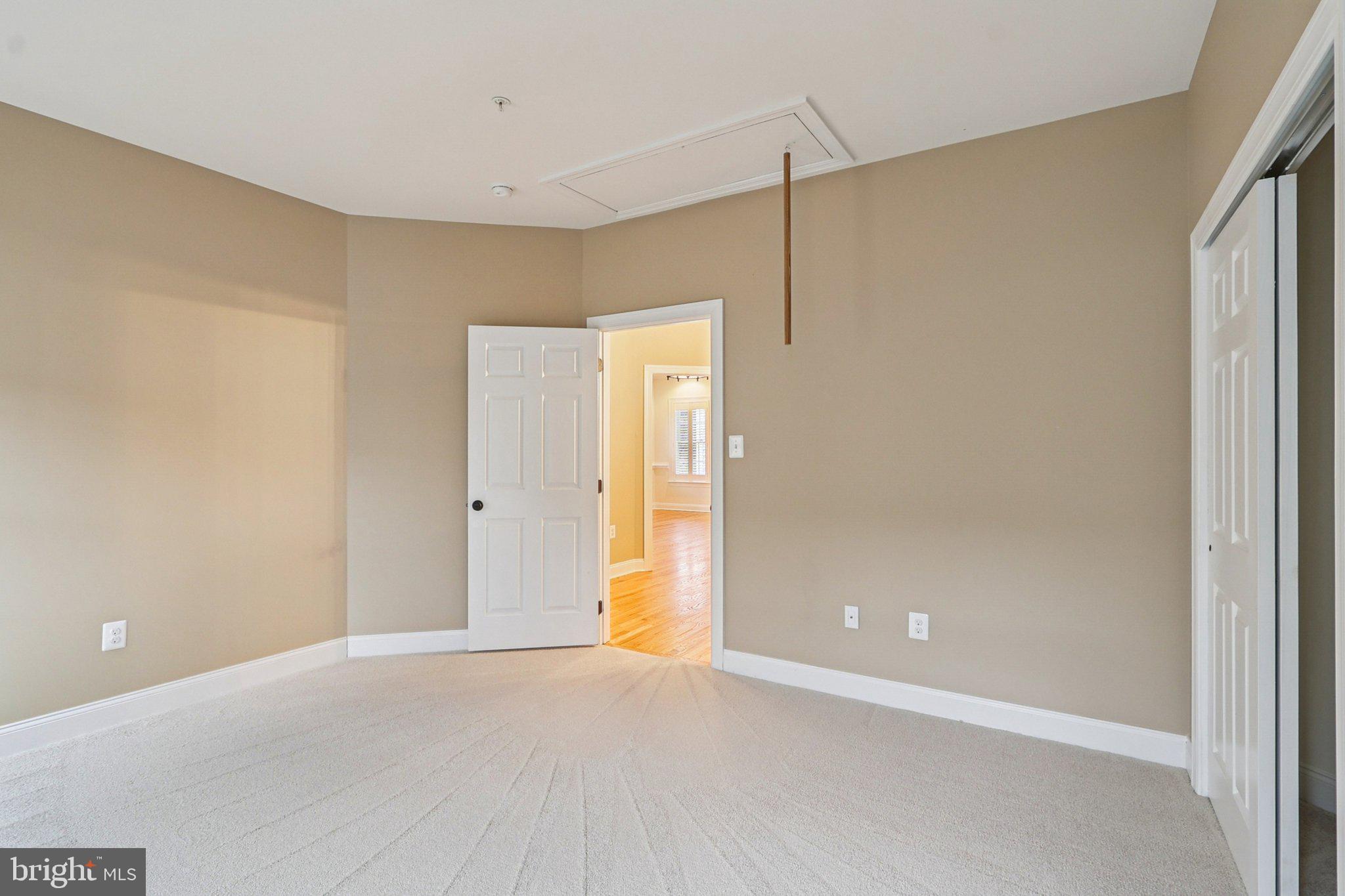 PIEDMONT CROSSING - Residential